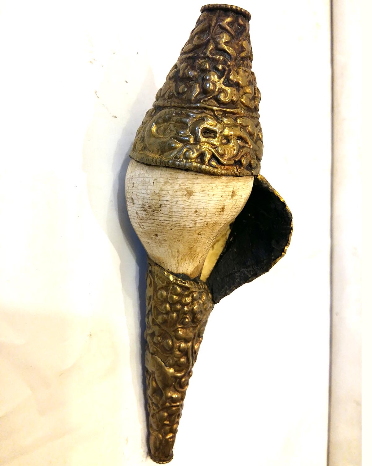 Small Tibetan Conch Shell <span Style=