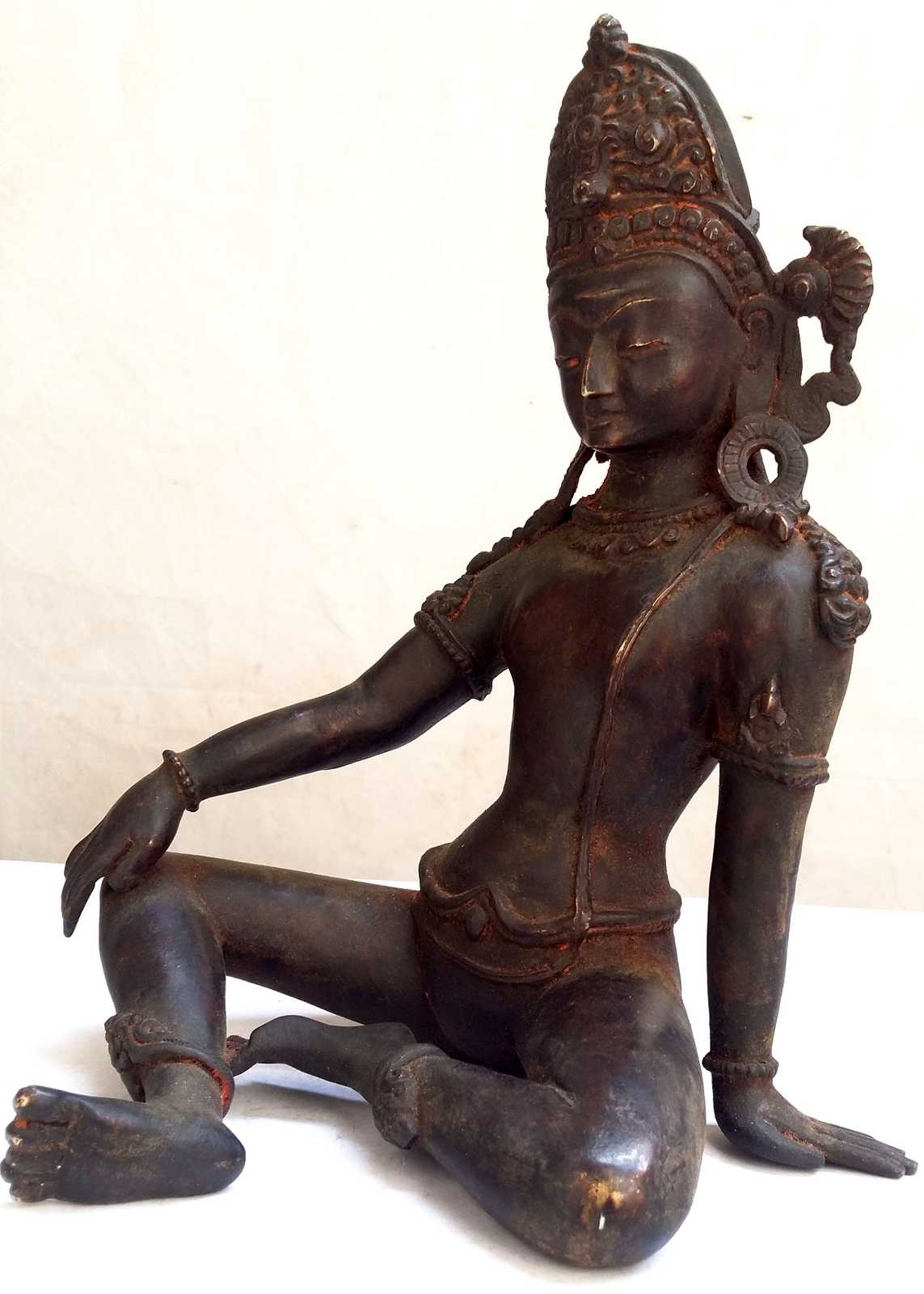 Indra Black Antique Finishing