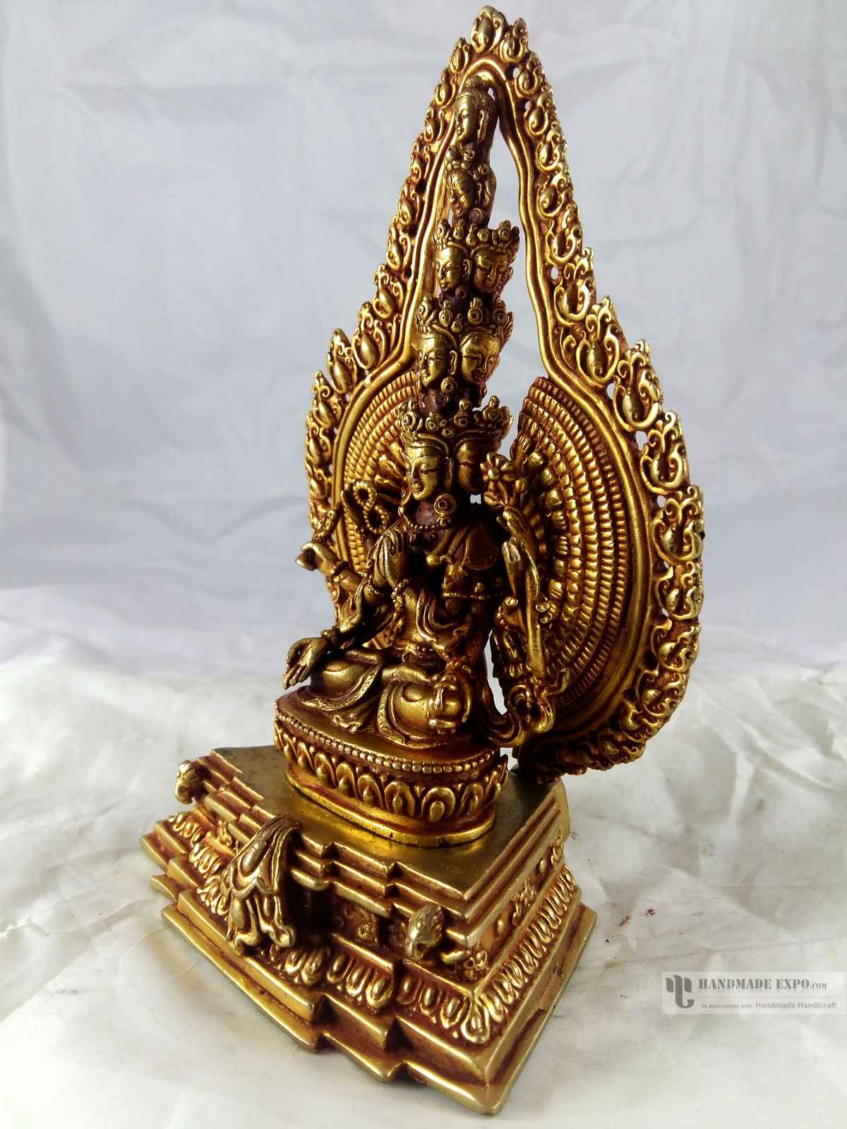 Statue Sitting 1000 Arm Lokeshvara <span Style=