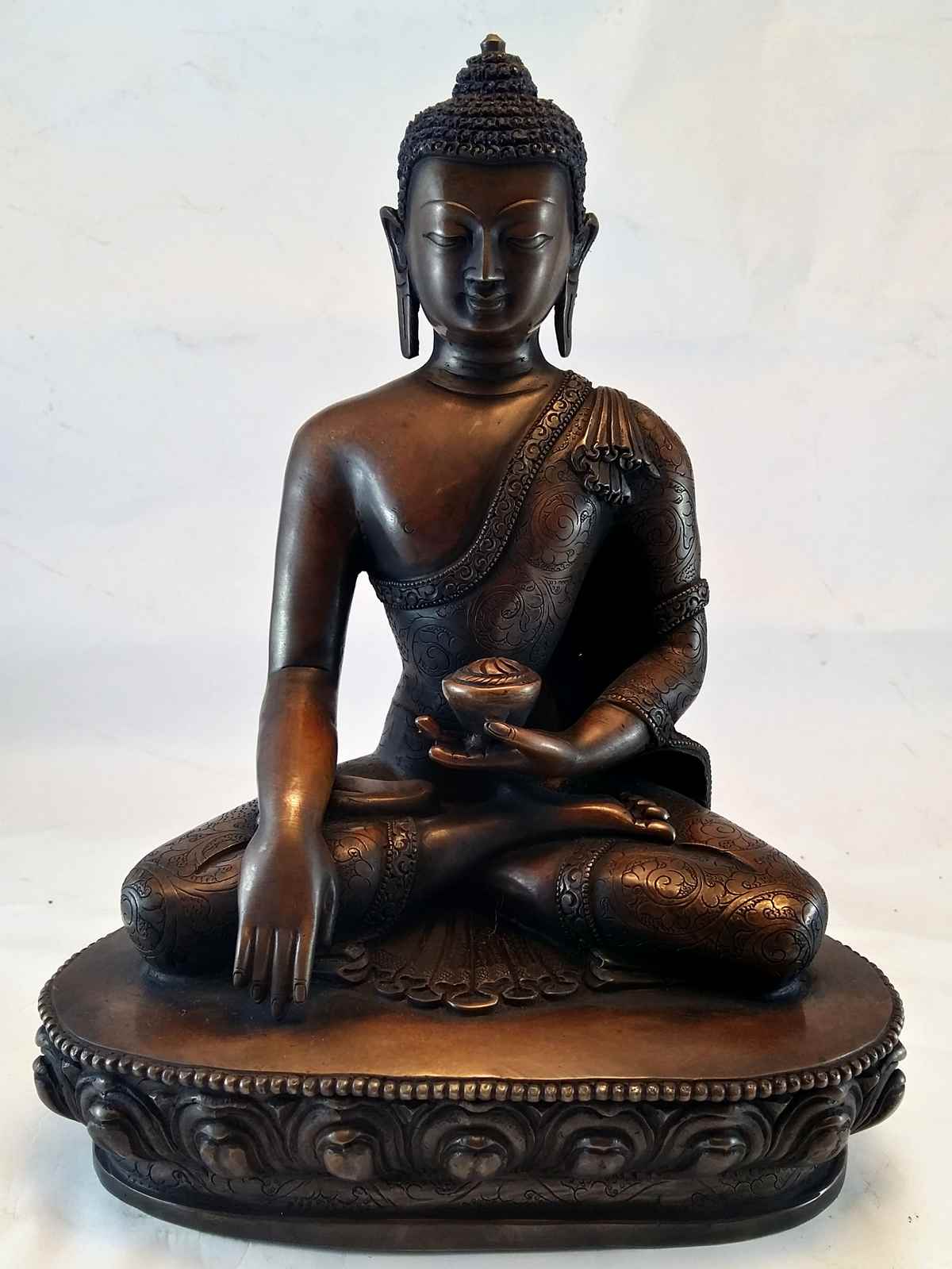 Shakyamuni Buddha Statue- Oxidized <span Style=