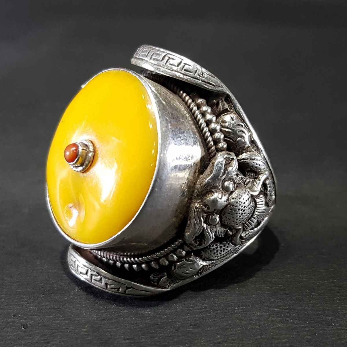 Tibettan Amber Handmade Silver Ring