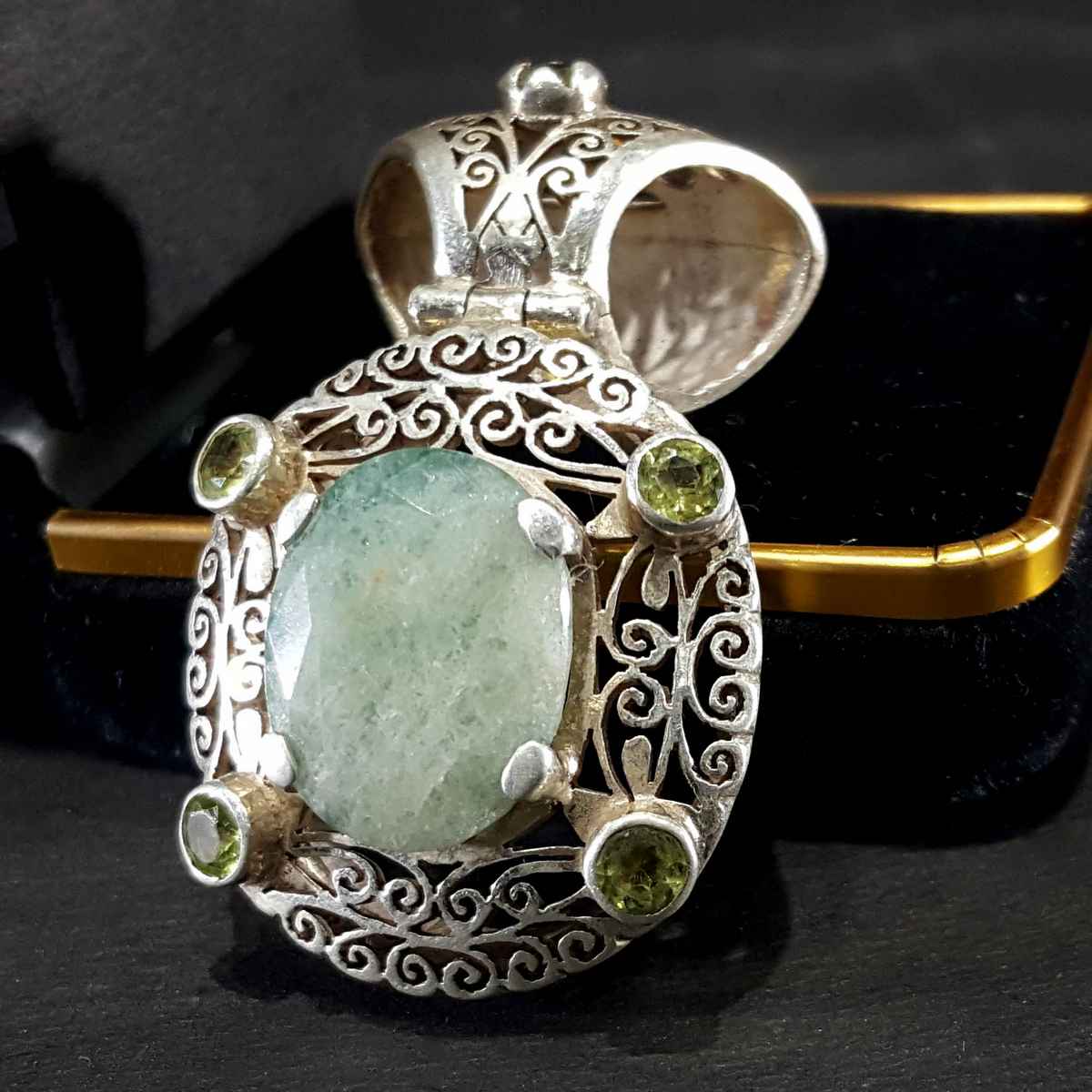 Emerald Handmade Silver Pendant