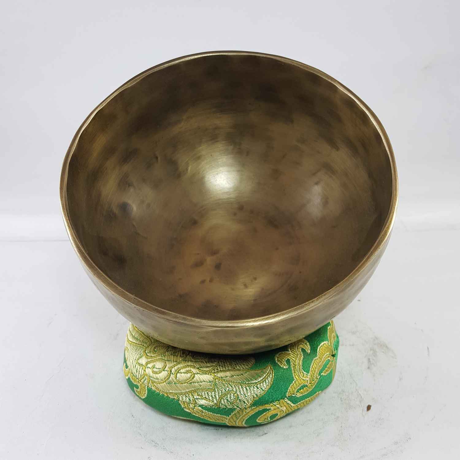 Hand Beaten Bronze Singing Bowl Antique Finishing