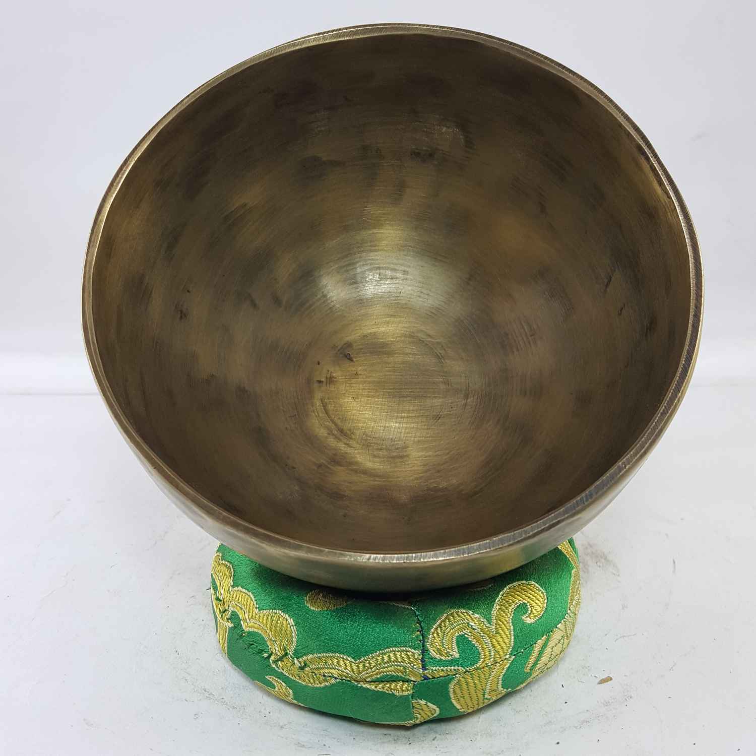 Hand Beaten Bronze Singing Bowl Antique Finishing