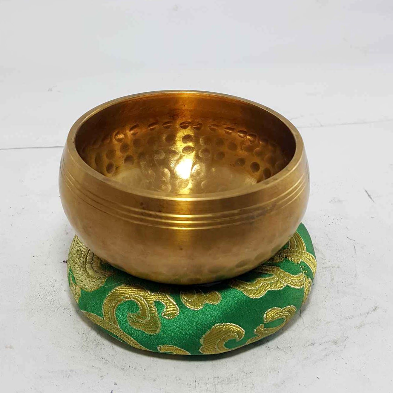 Hand Hammered Singing Bowls <span Style=