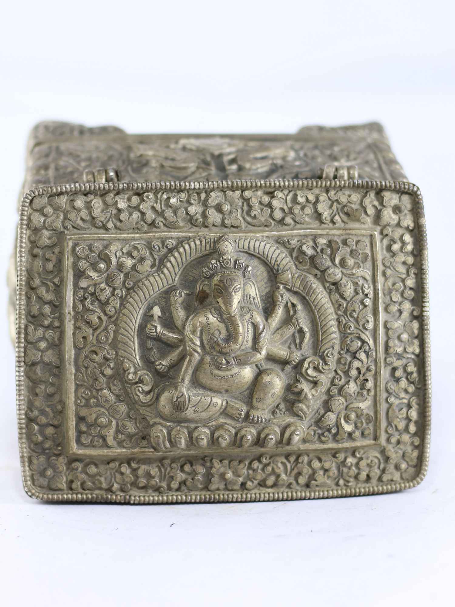 Silver Jewelry Box Ganesh Carved