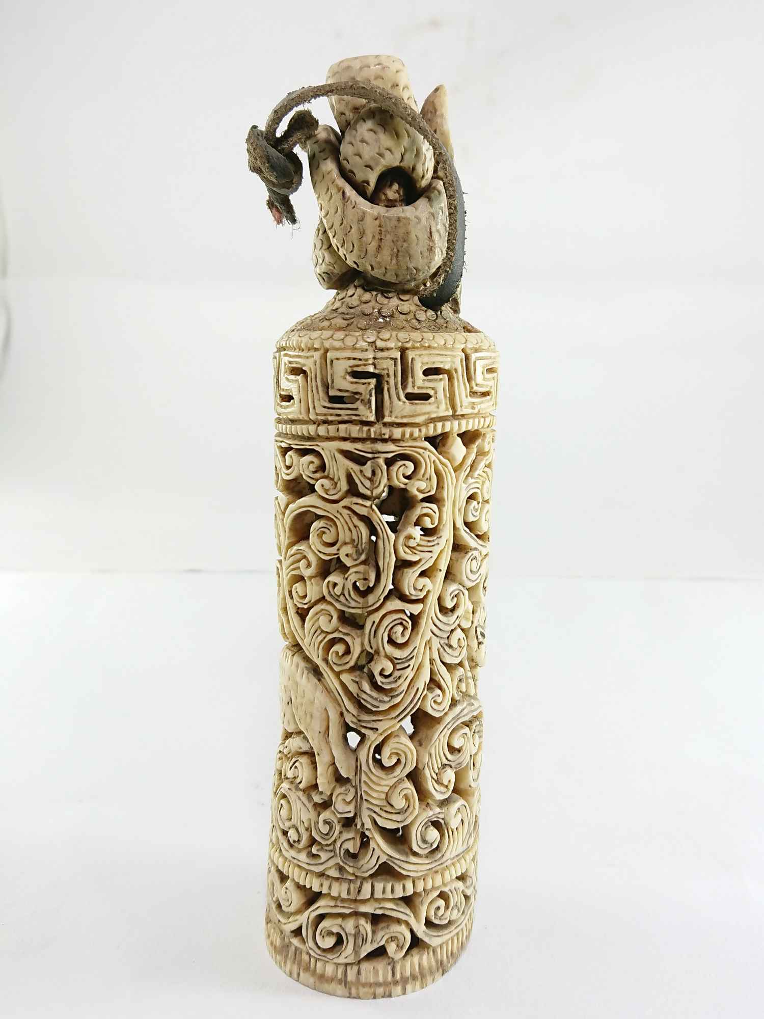 Tibet Tantra Old Cattle Bone Carved Endless Knot Stamp