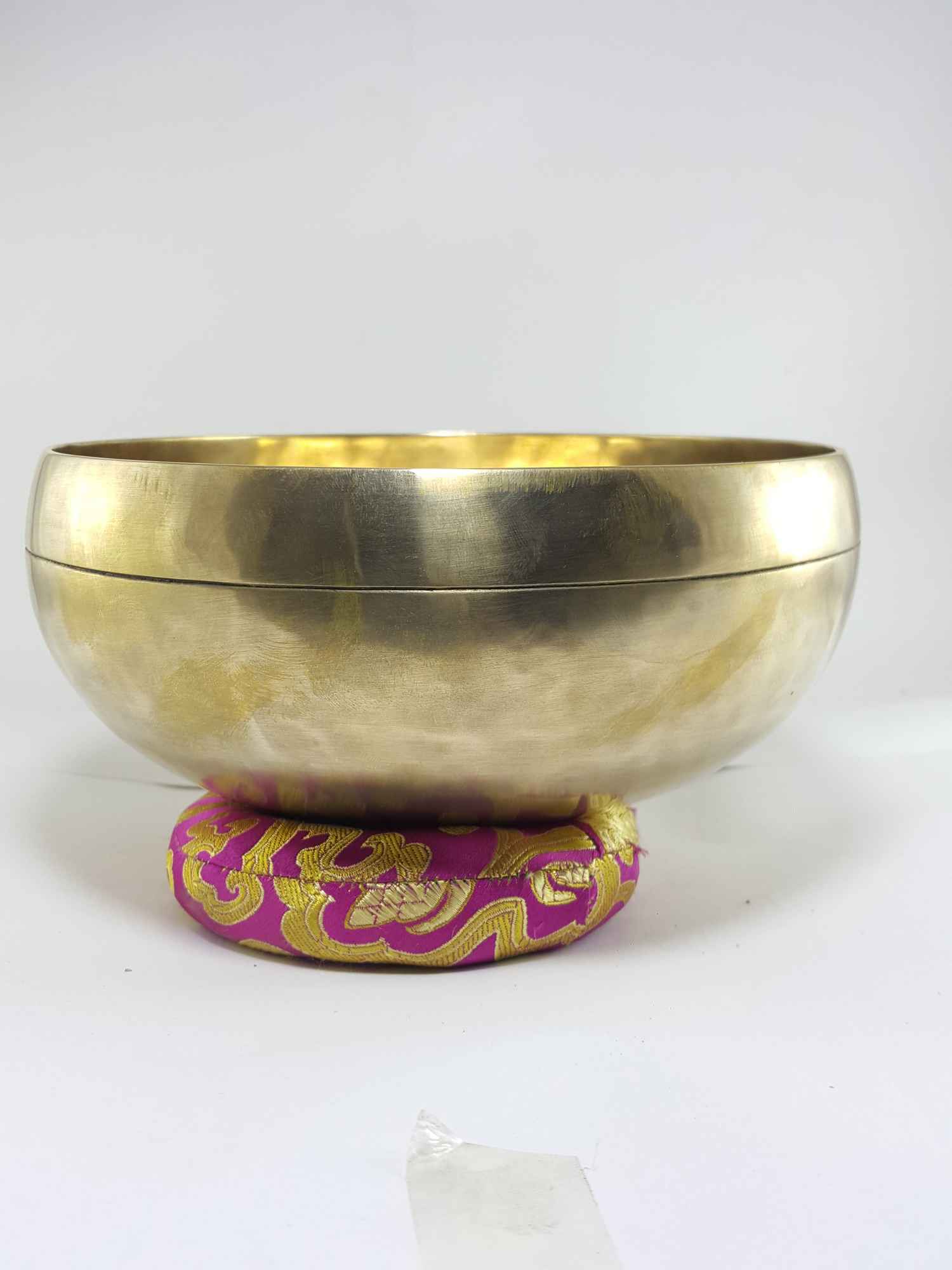 High Quality Peter Hess Singing Bowls, Hand Hammered Clean Finishing <span Style=