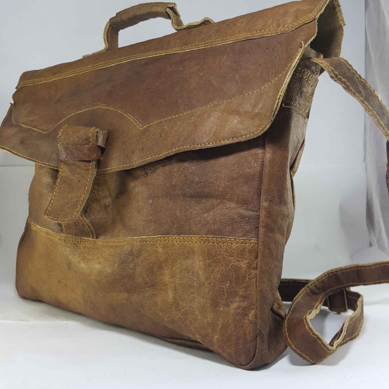 Himalayan Yak Leather Office Shoulder Bag 1 Pocket, leather Stripe Lock