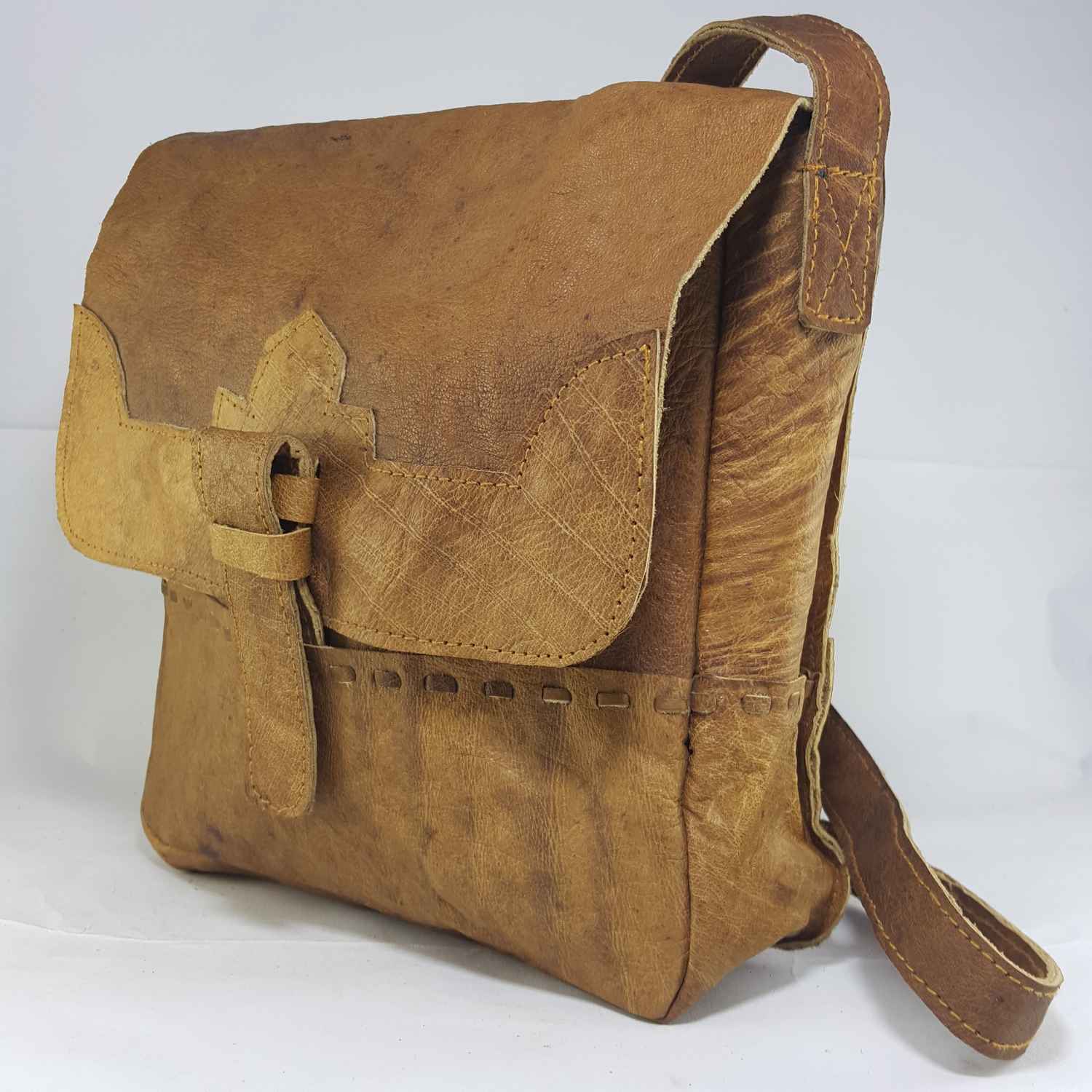 Himalayan Yak Leather Office Shoulder Bag 1 Pocket, 1 Leather Stripe Lock