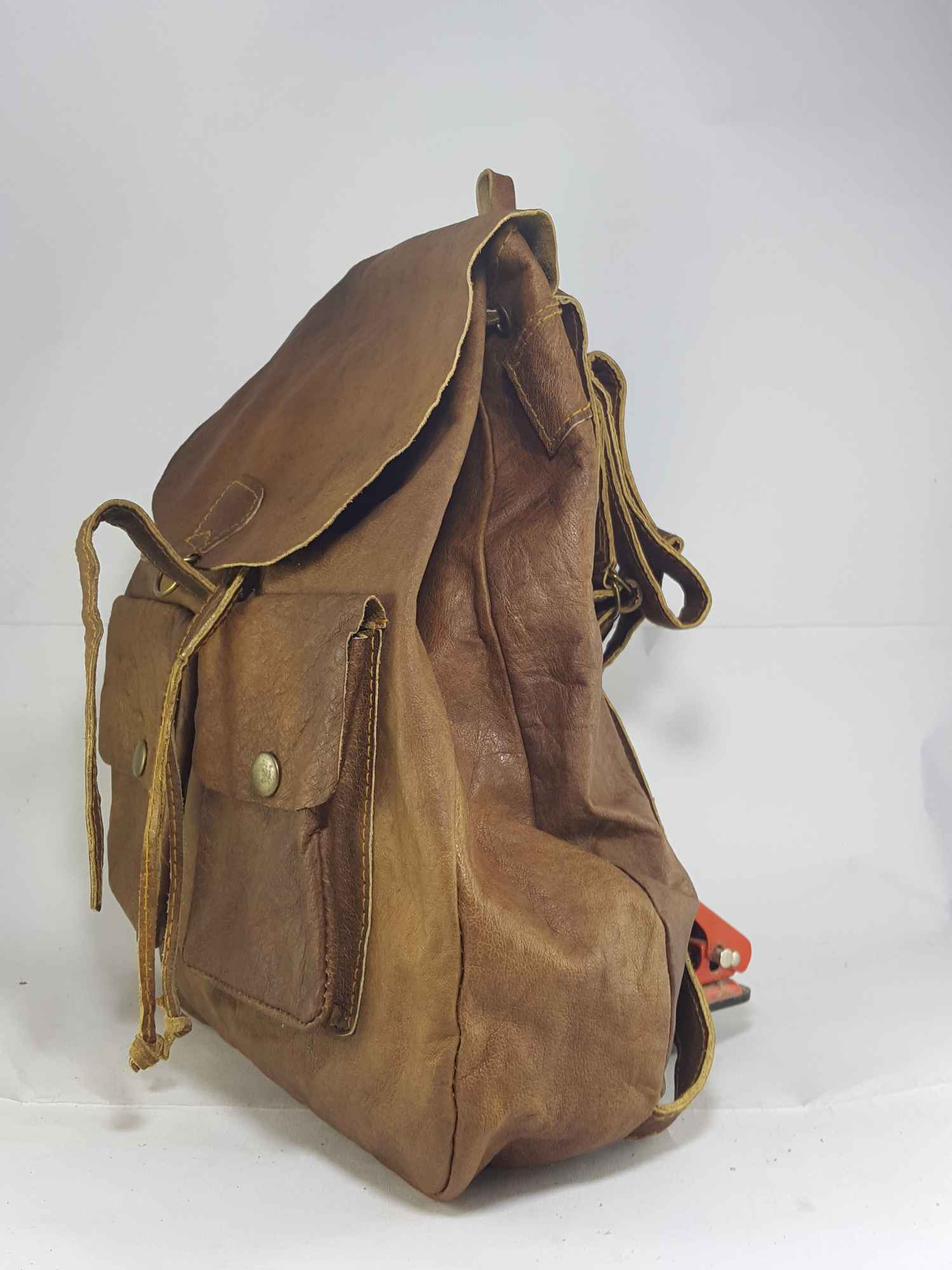 Bags : Himalayan Yak Leather Backpack Bag 3 Pocket , 2 Button Lock ...