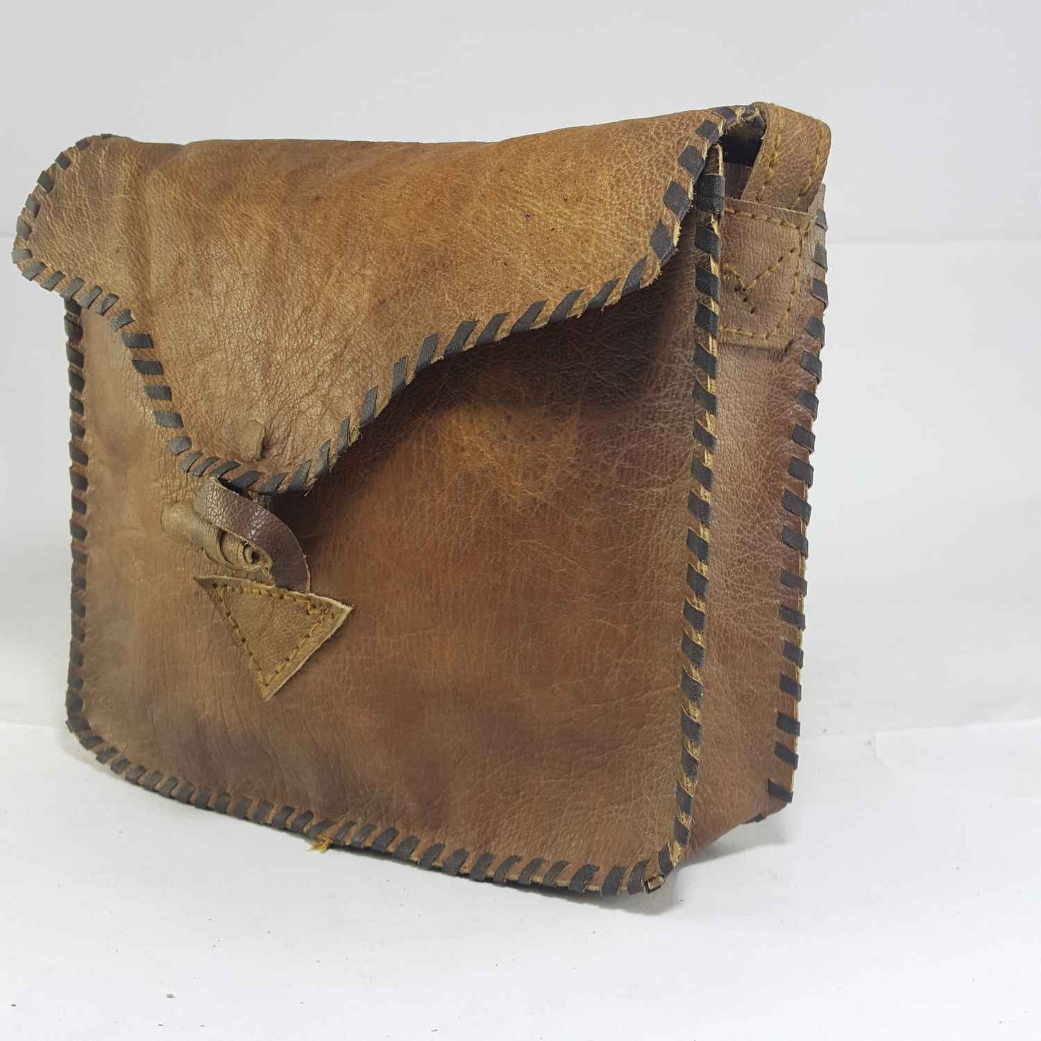 Himalayan Yak Leather Shoulder Bag leather Buddon Lock