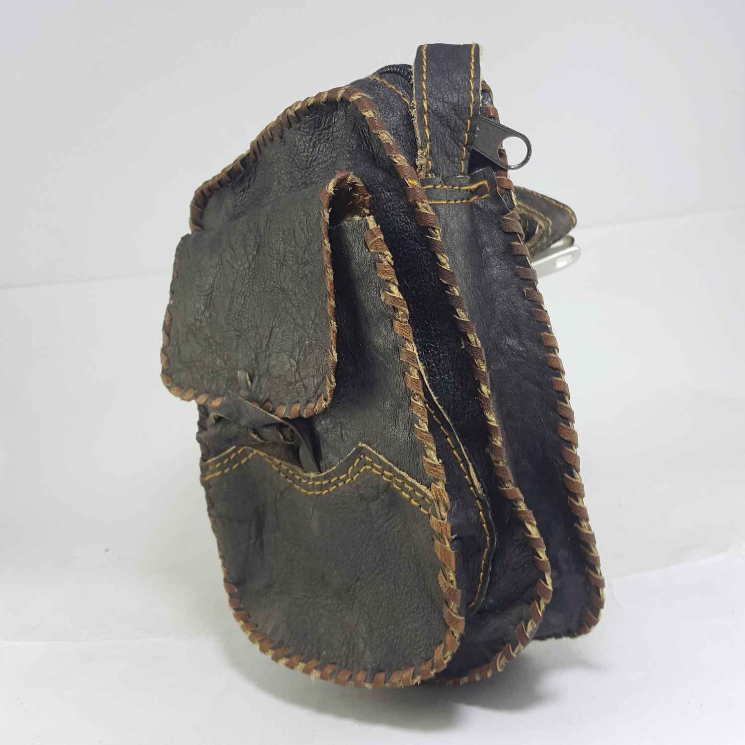 Himalayan Yak Leather Shoulder Bag 1 Zip, 2 Pocket, leather Button Lock