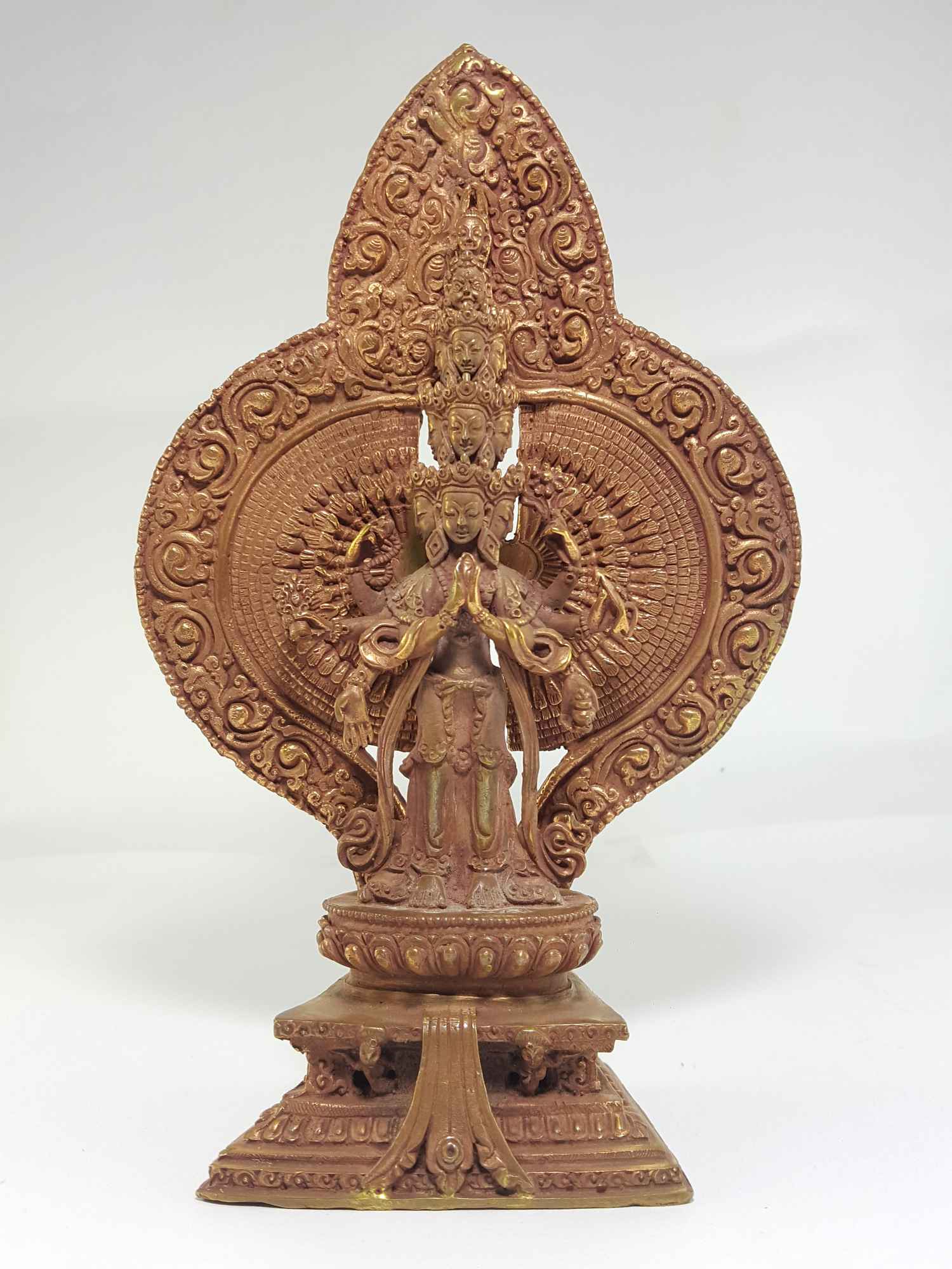 Sahasrabhuja Avalokitesvara Statue <span Style=