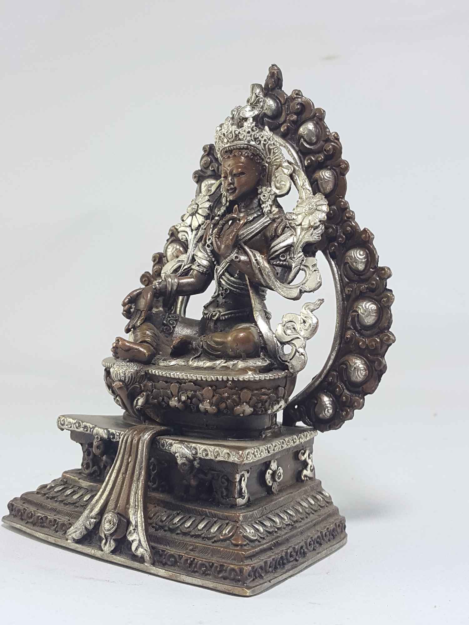 Sahasrabhuja Avalokitesvara Tibetan Statue <span Style=