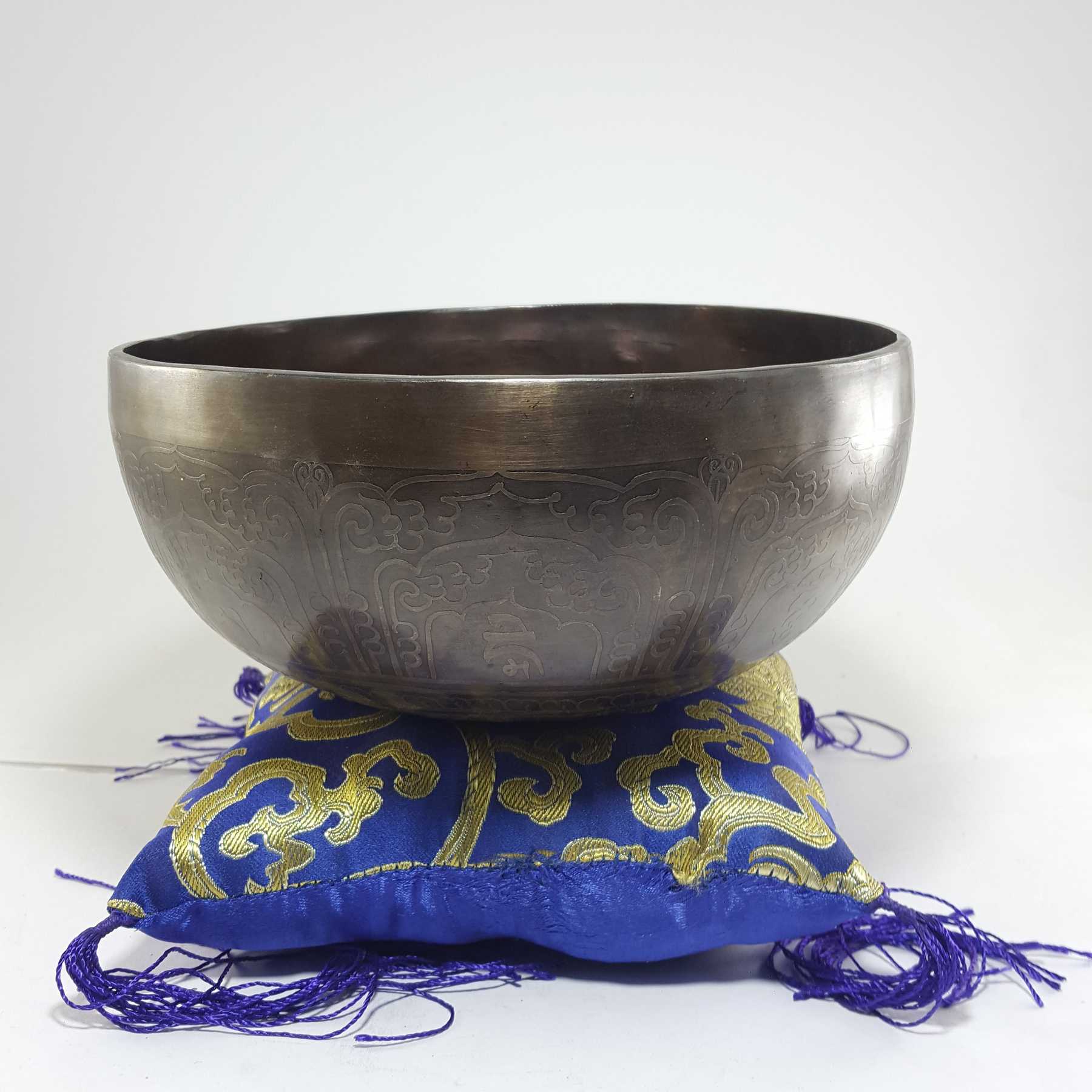 Handmade Beaten Therapy Bowl <span Style=