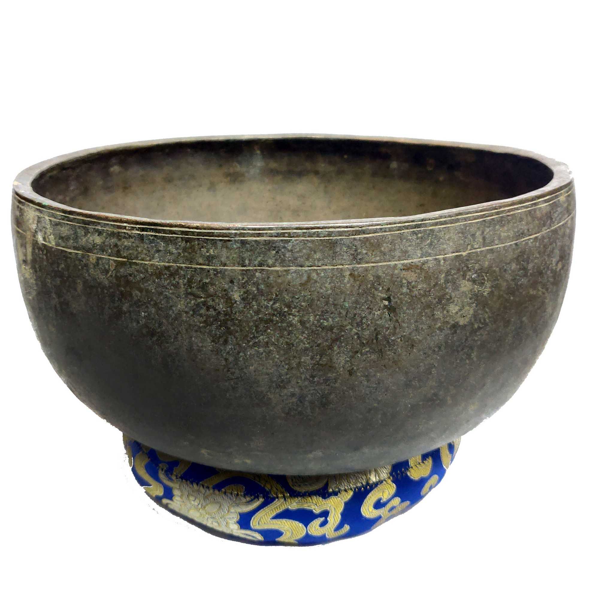 Antique Singingbowl, Hand Beaten Jambati, <span Style=