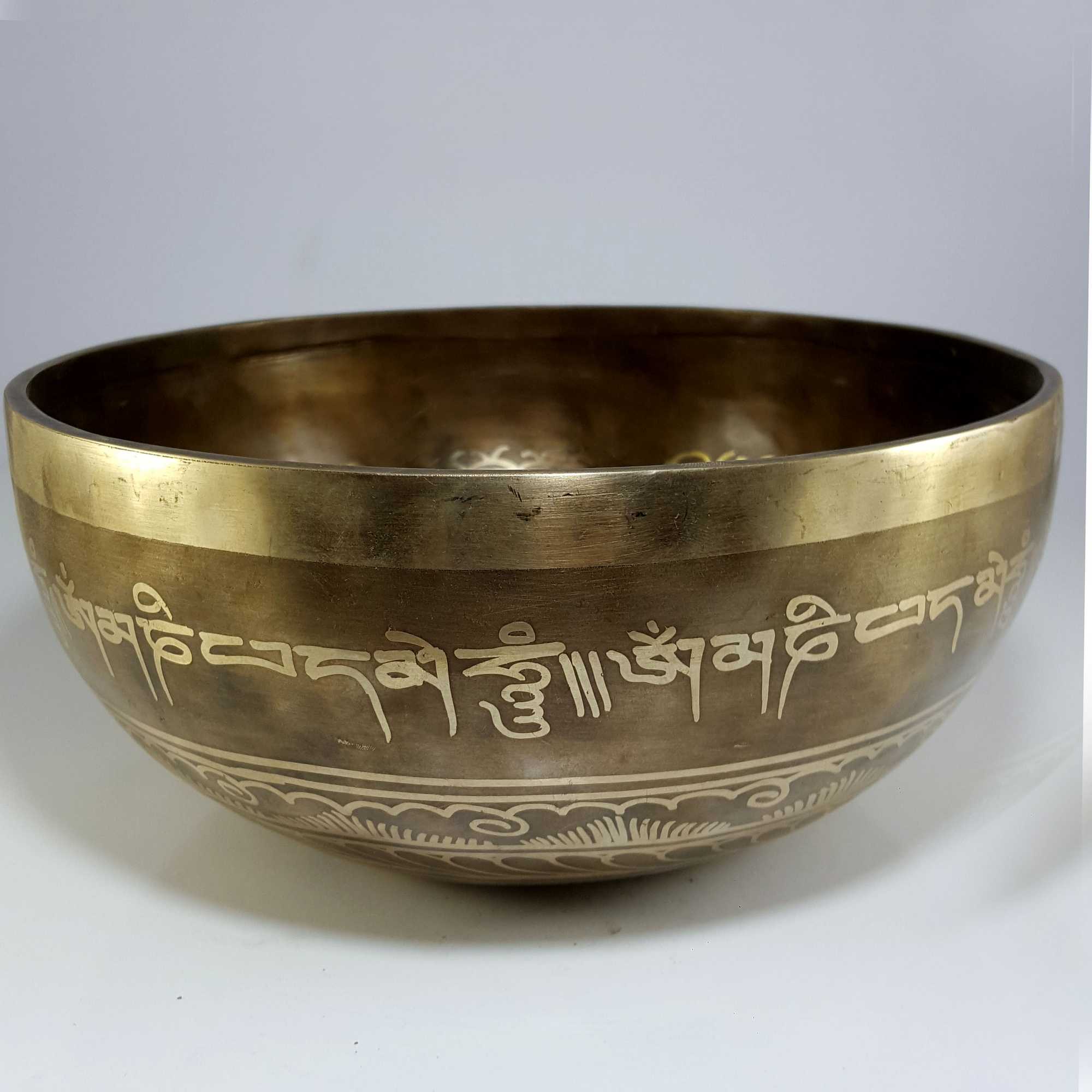 Stock No : 44</span> Handmade Beaten Therapy Bowl <span Style=