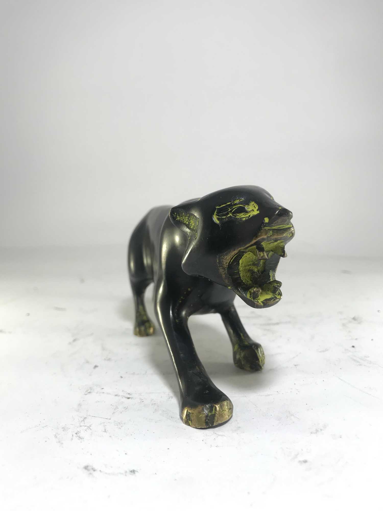 Statue Of Black Panther, antique Finishing