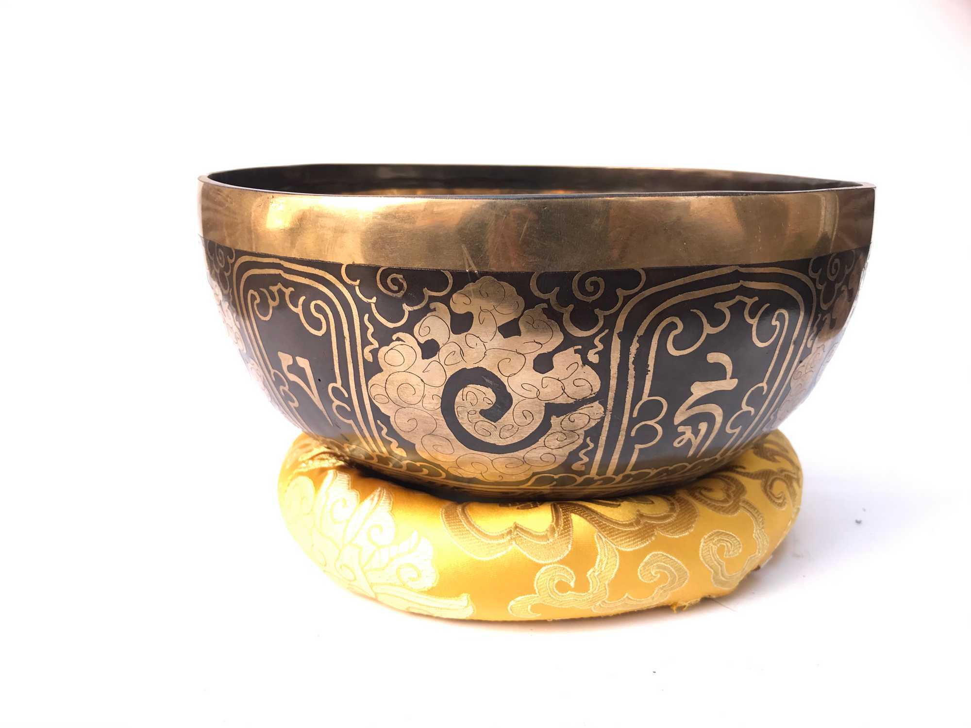 Hand Beaten Singing Bowls, <span Style=