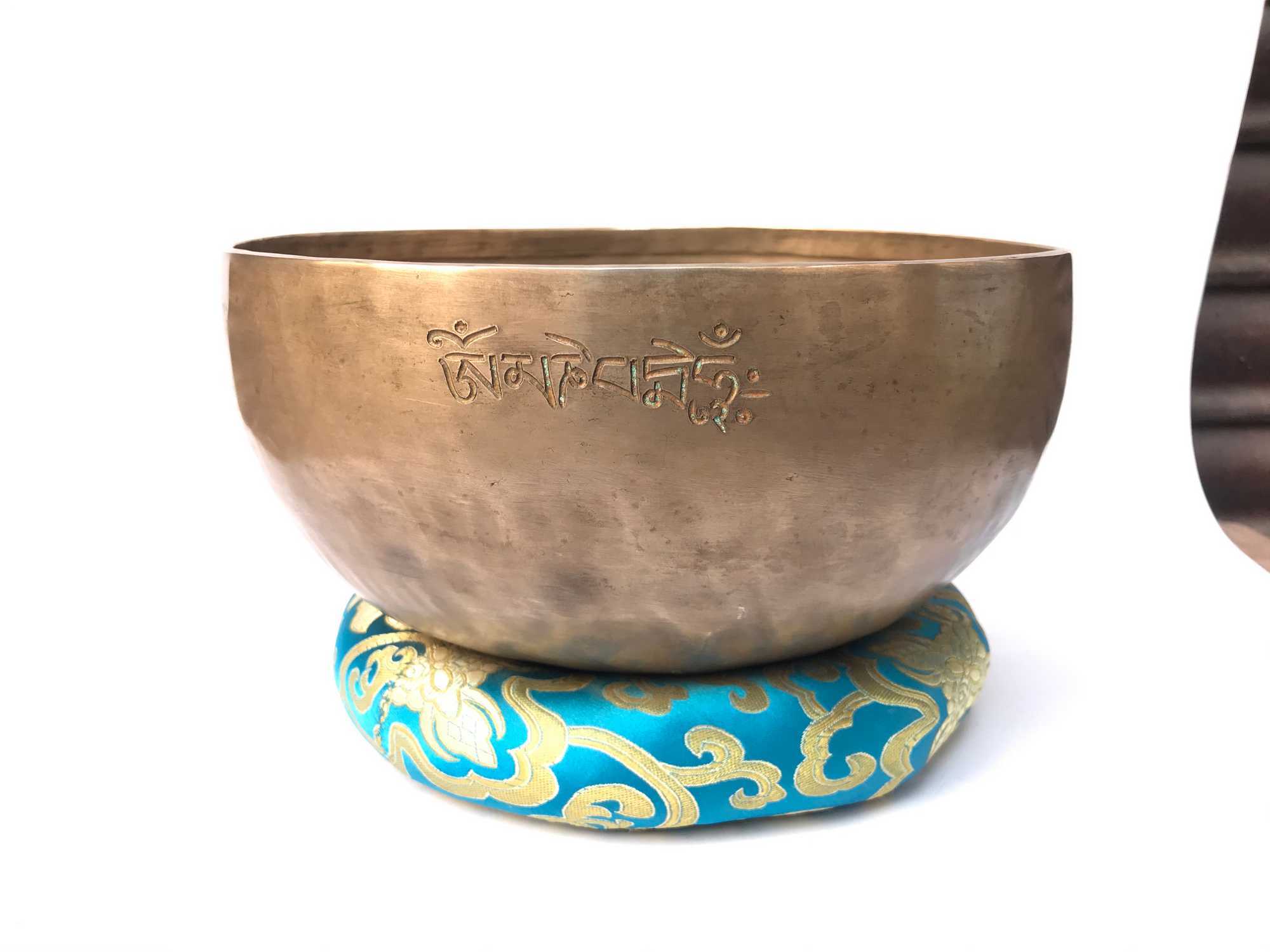 Tibetan Handmade Full Moon Singing Bowls