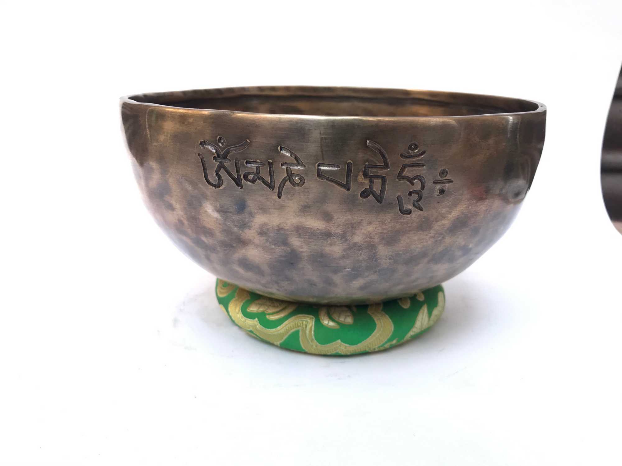 Hand Beaten Full Moon Singing Bowl Antique Finishing