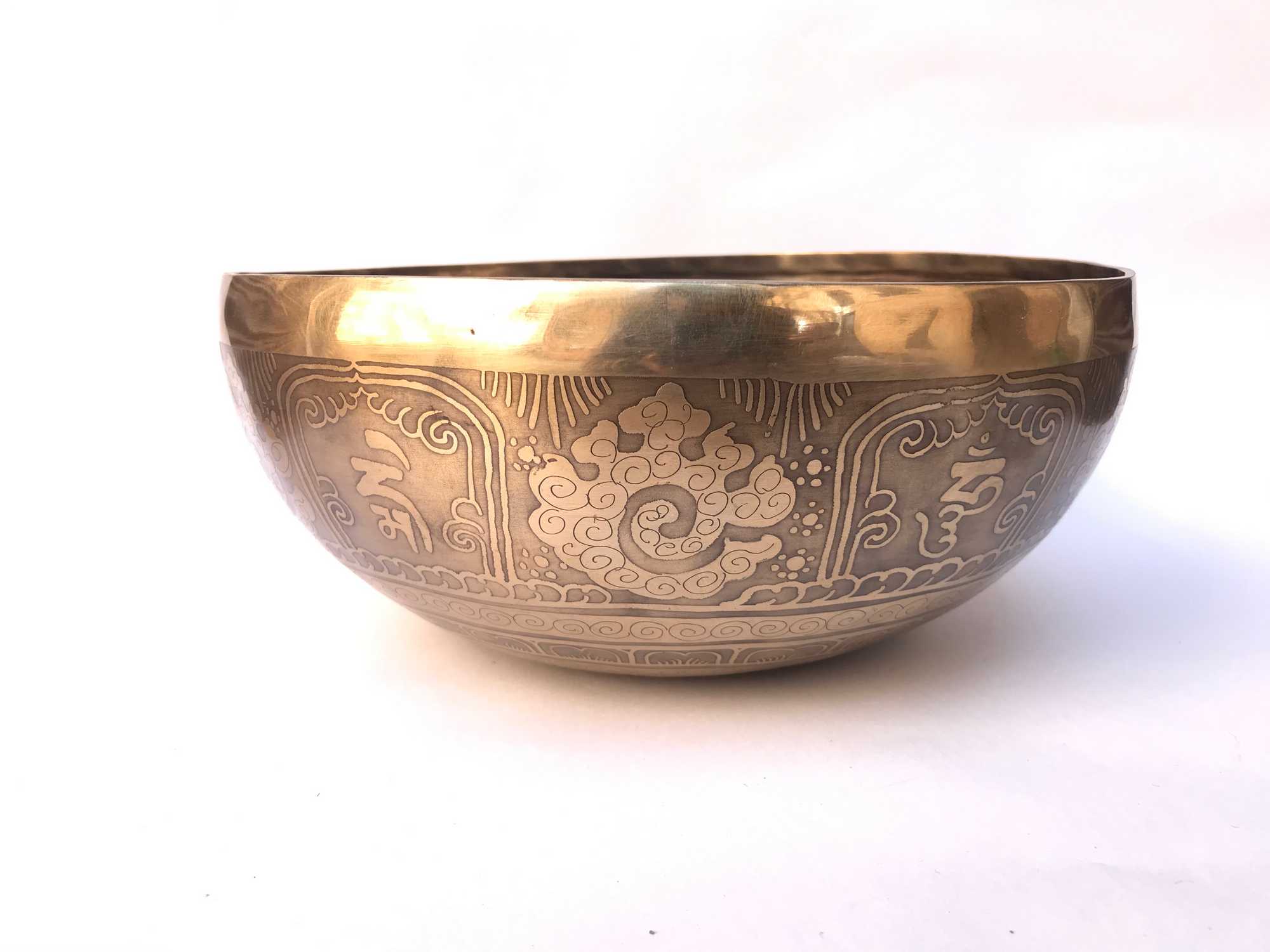 Hand Beaten Bronze Singing Bowl <span Style=