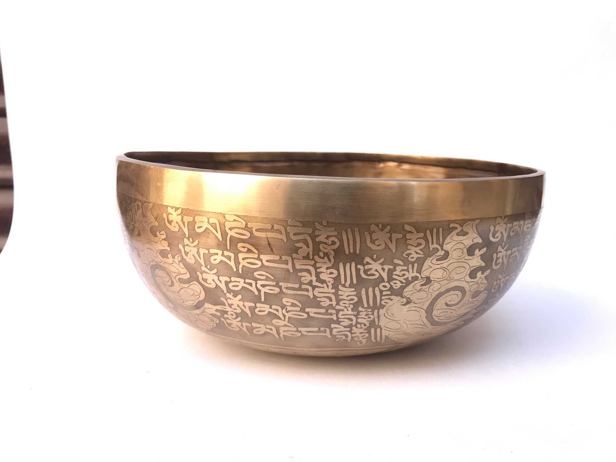 Handbeaten Bronze Singing Bowl <span Style=