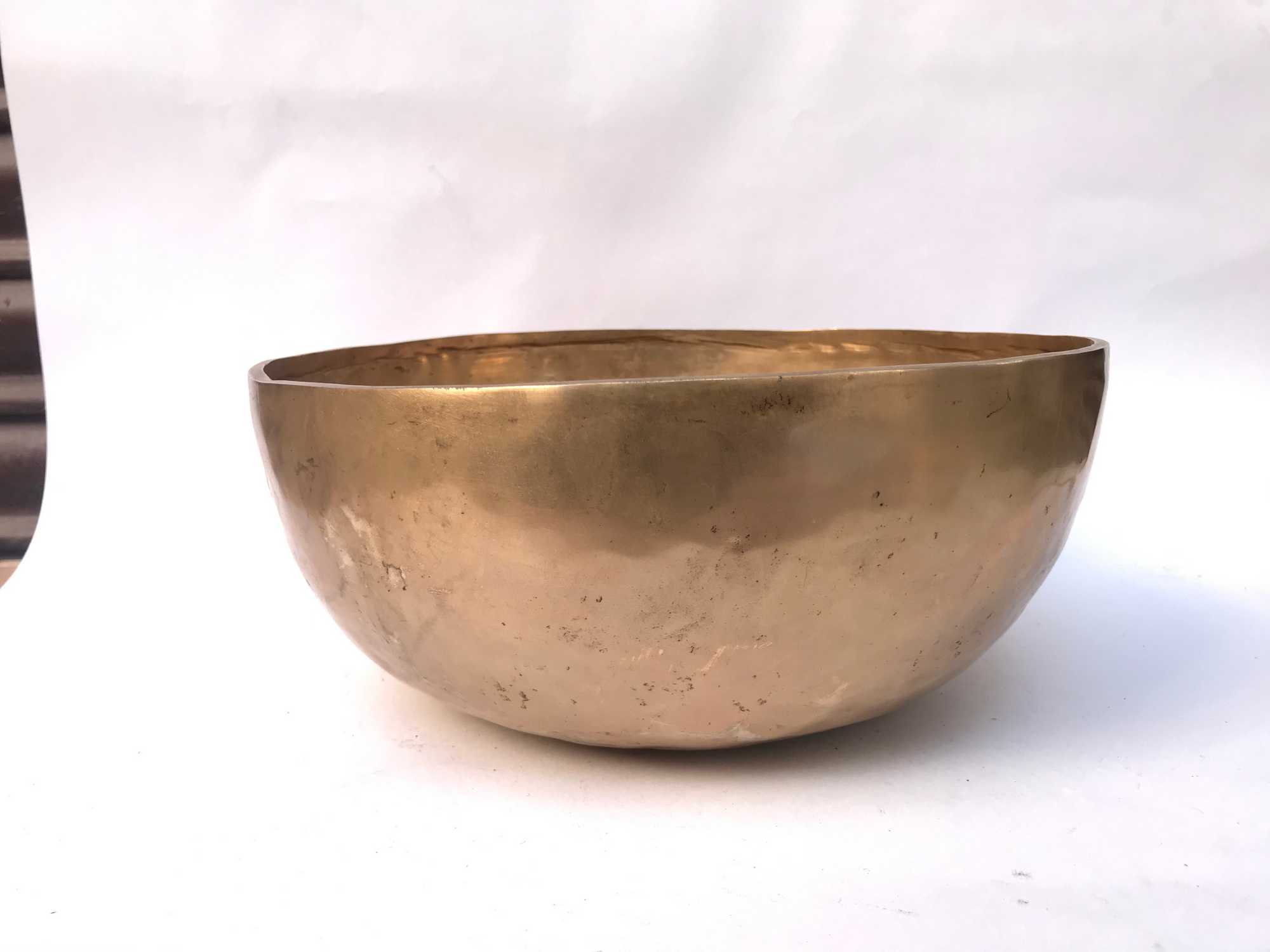 Hand Beaten Bronze Singing Bowl Matt Finishing