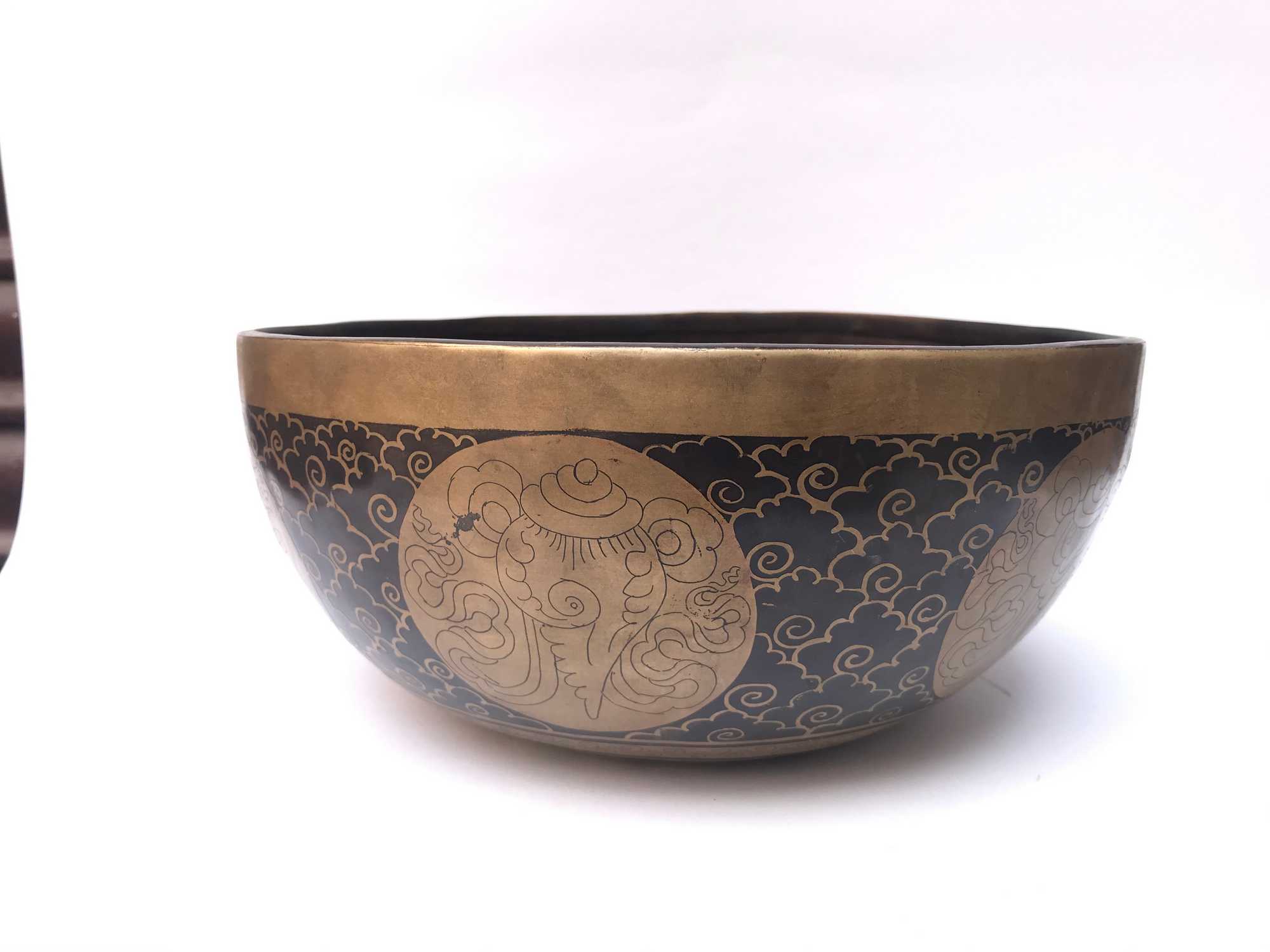 Hand Beaten Bronze Singing Bowl <span Style=