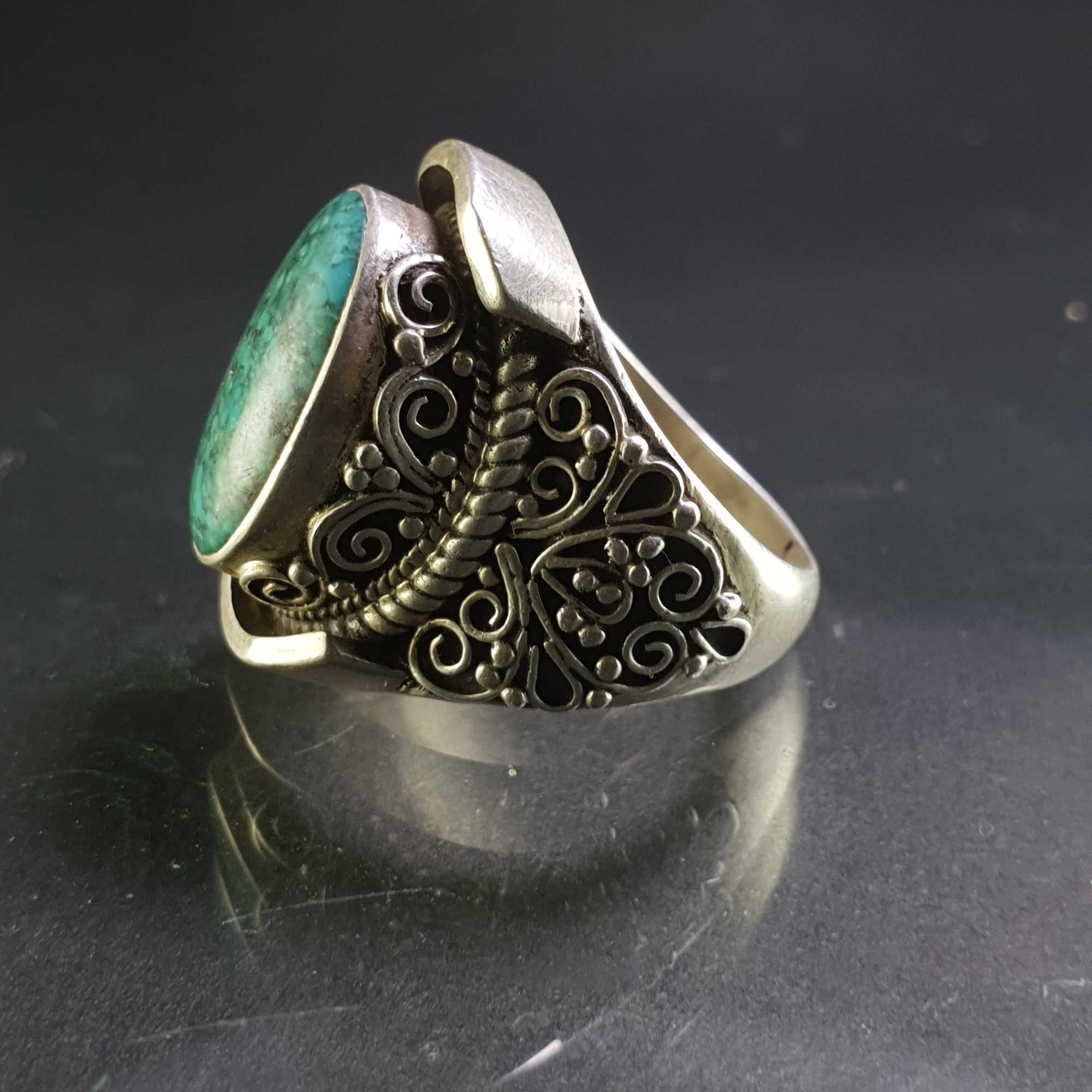 Turquoise Silver Ring <span Style=