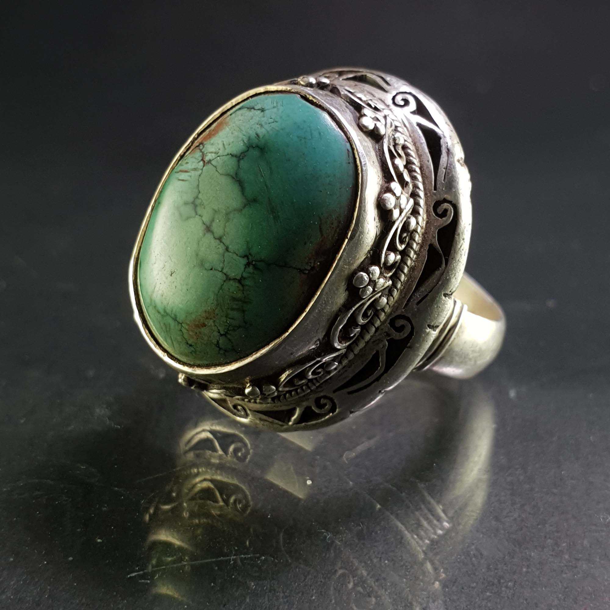 Turquoise Silver Ring <span Style=