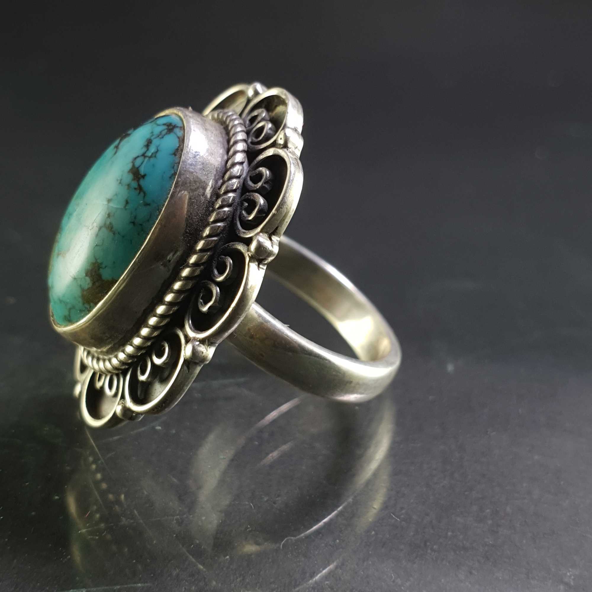 Turquoise Silver Ring <span Style=