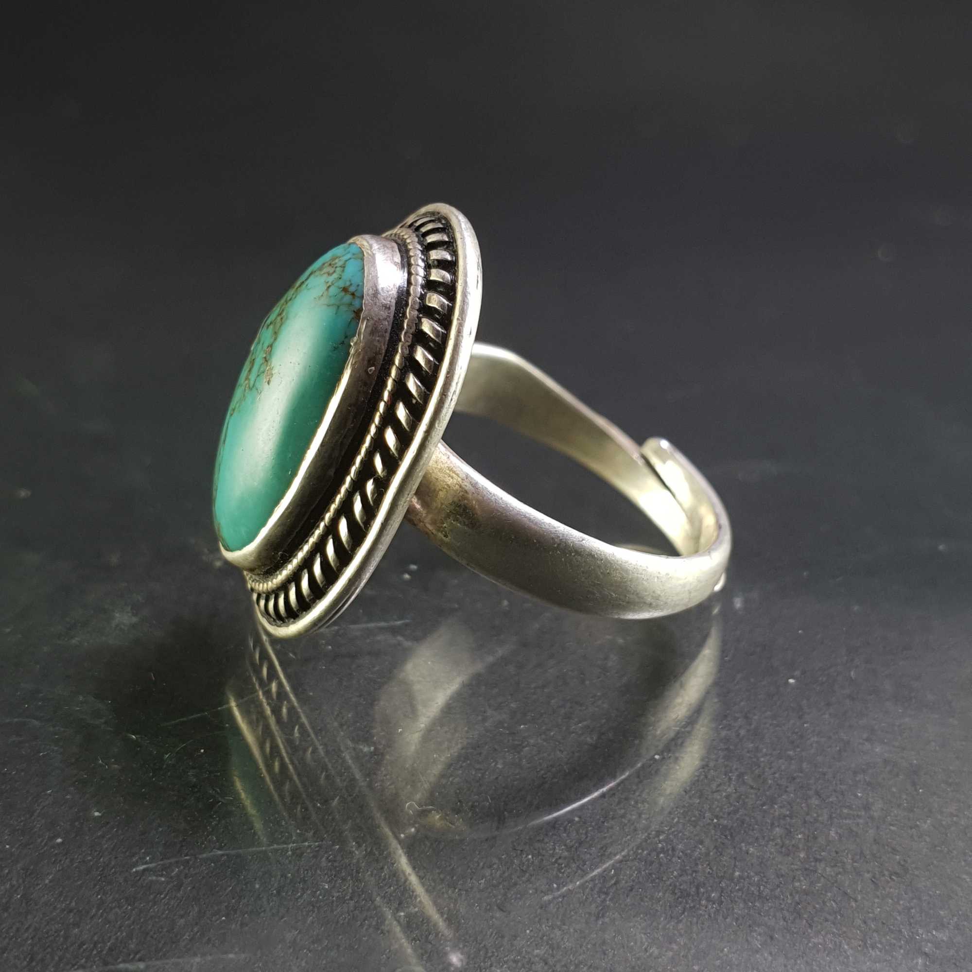 Turquoise Silver Ring <span Style=