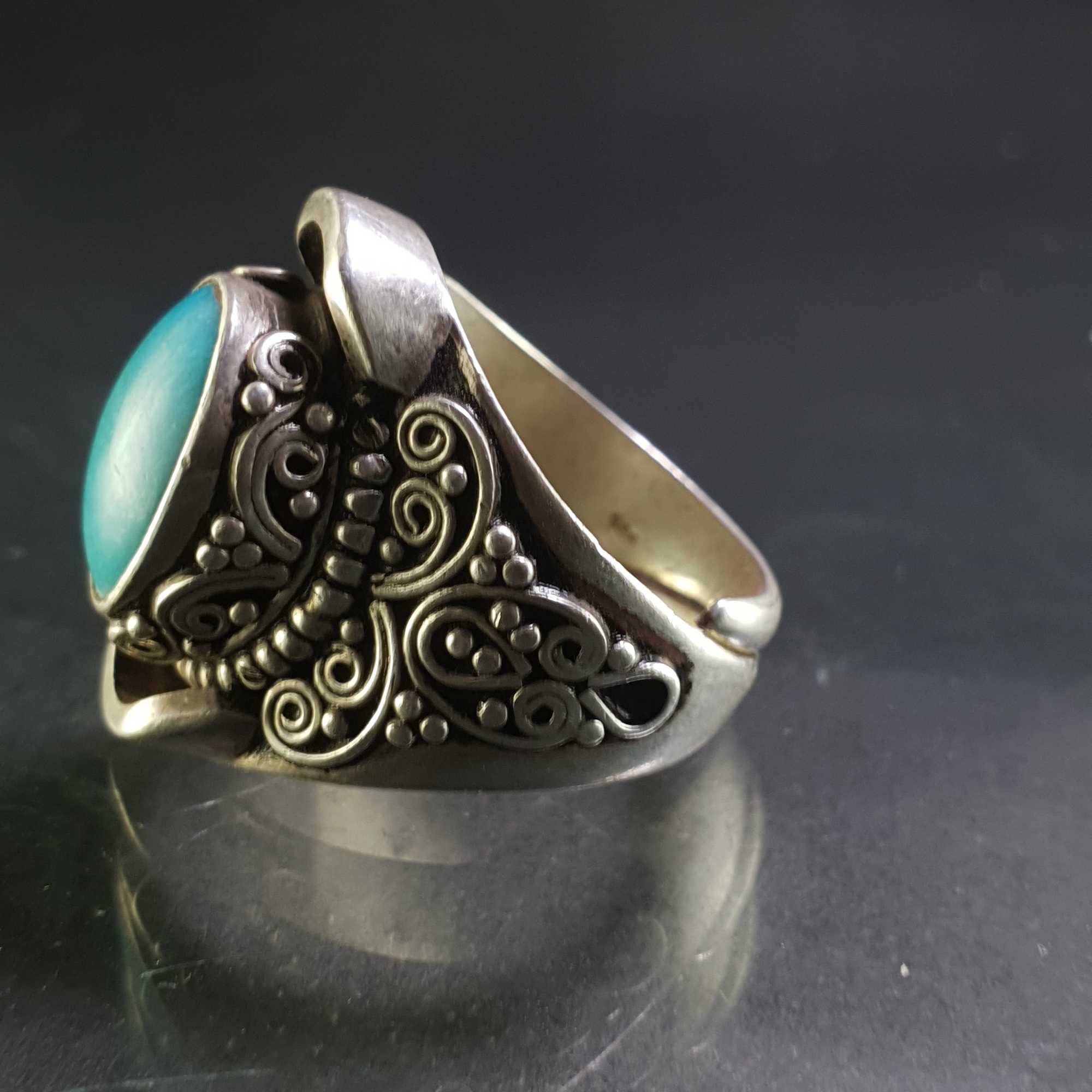 Turquoise Silver Ring <span Style=