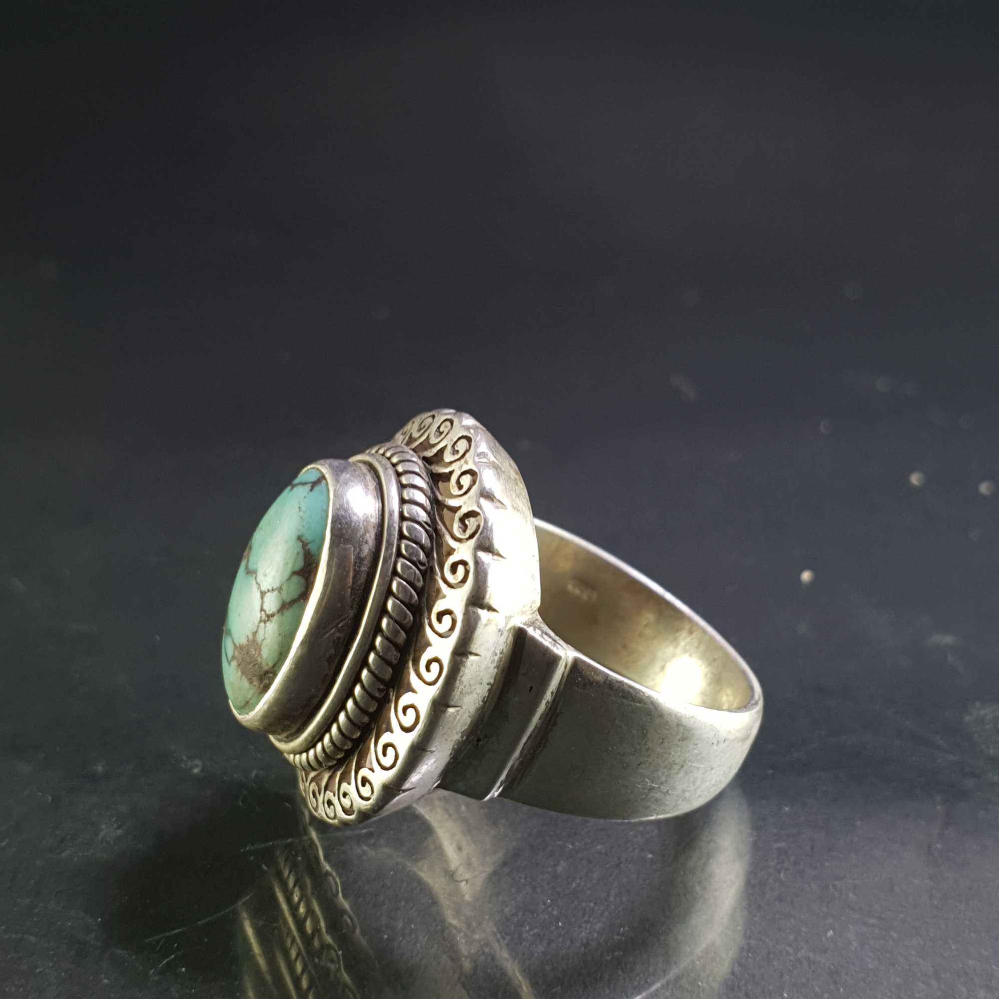 Turquoise Silver Ring <span Style=