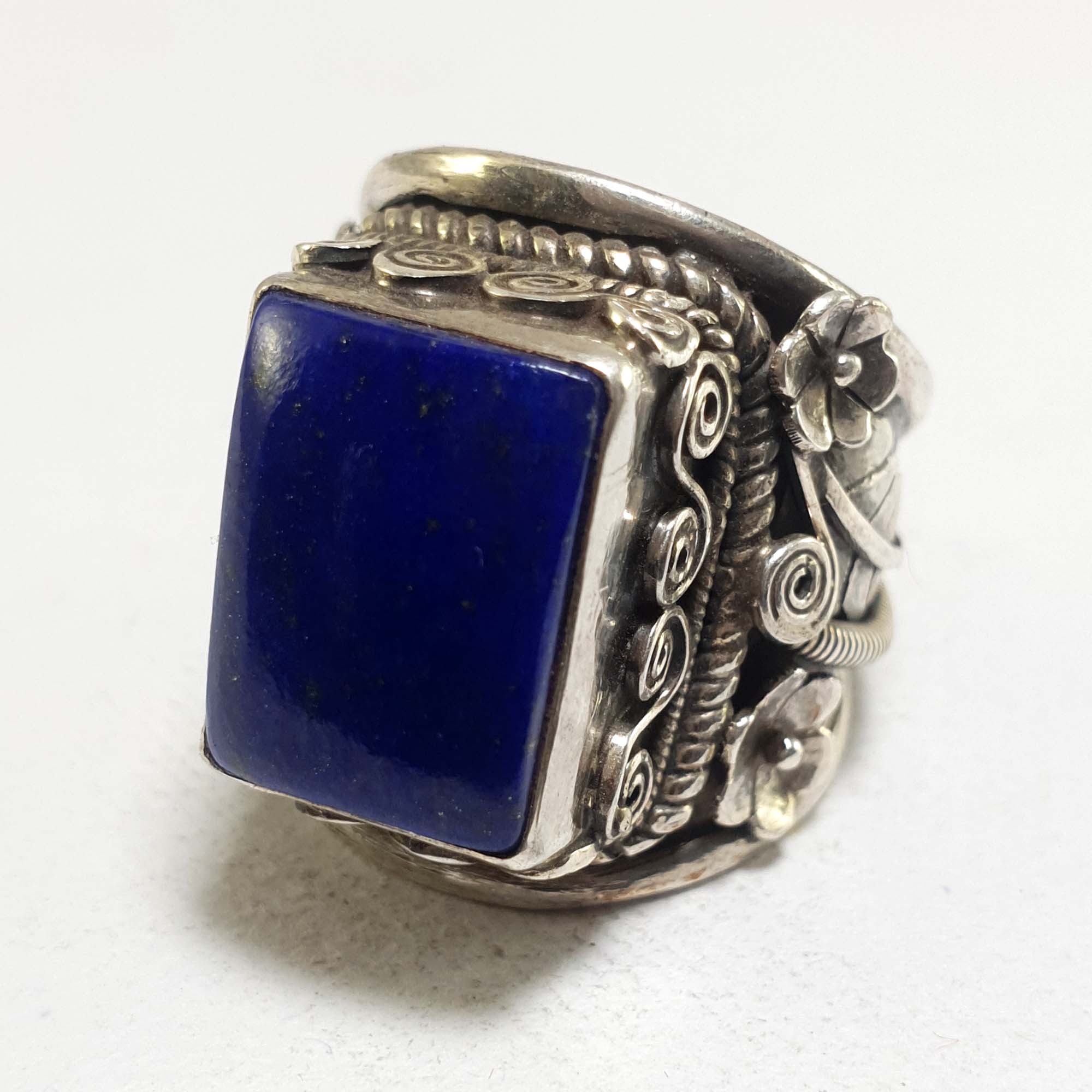 Nepali Silver Ring <span Style=