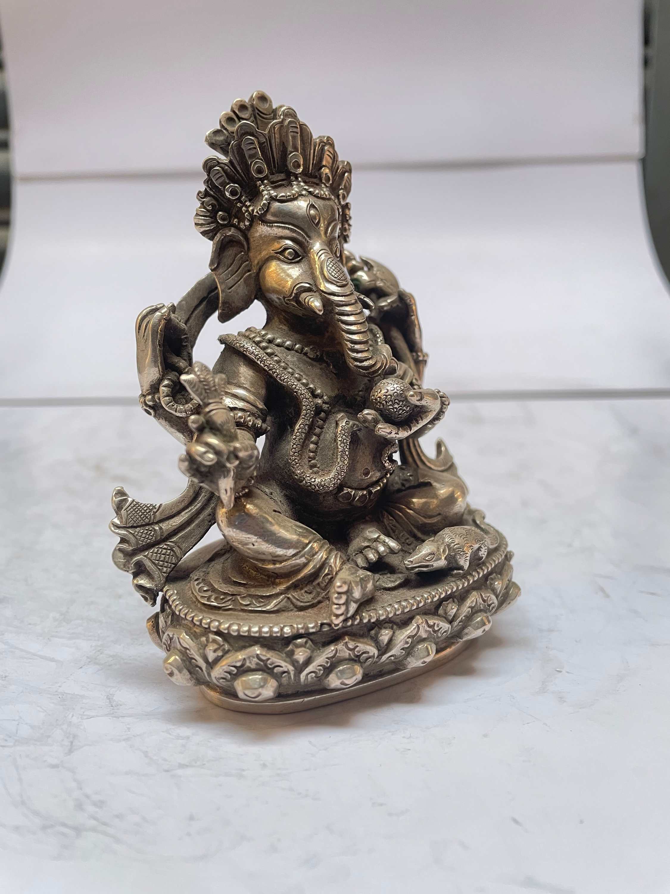master Quality, Sterling Silver, 492 Gram Statue Of Ganesh, old Stock
