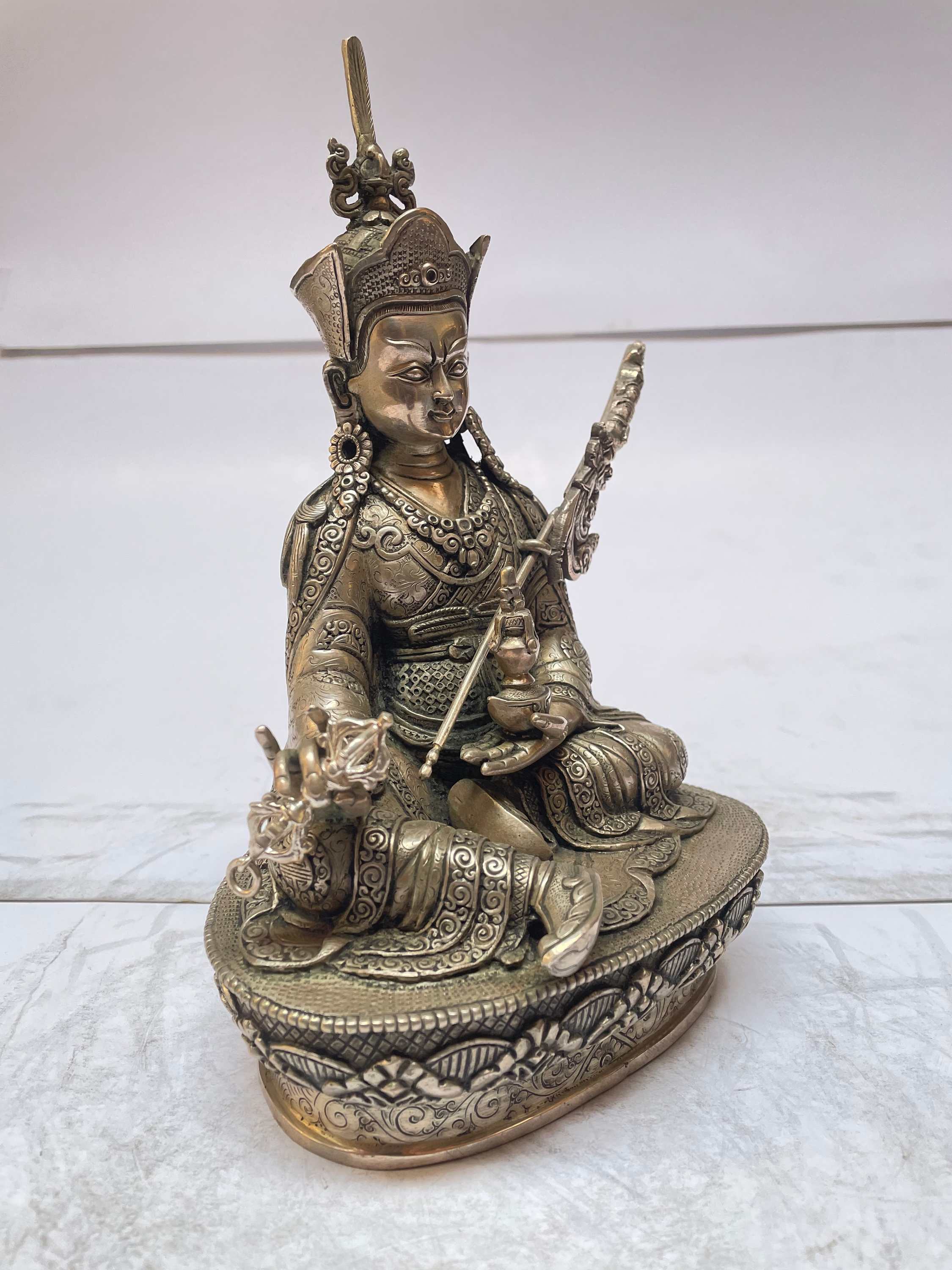 master Quality, Sterling Silver, 1360 Gram Statue Of Padmasambhava, old Stock