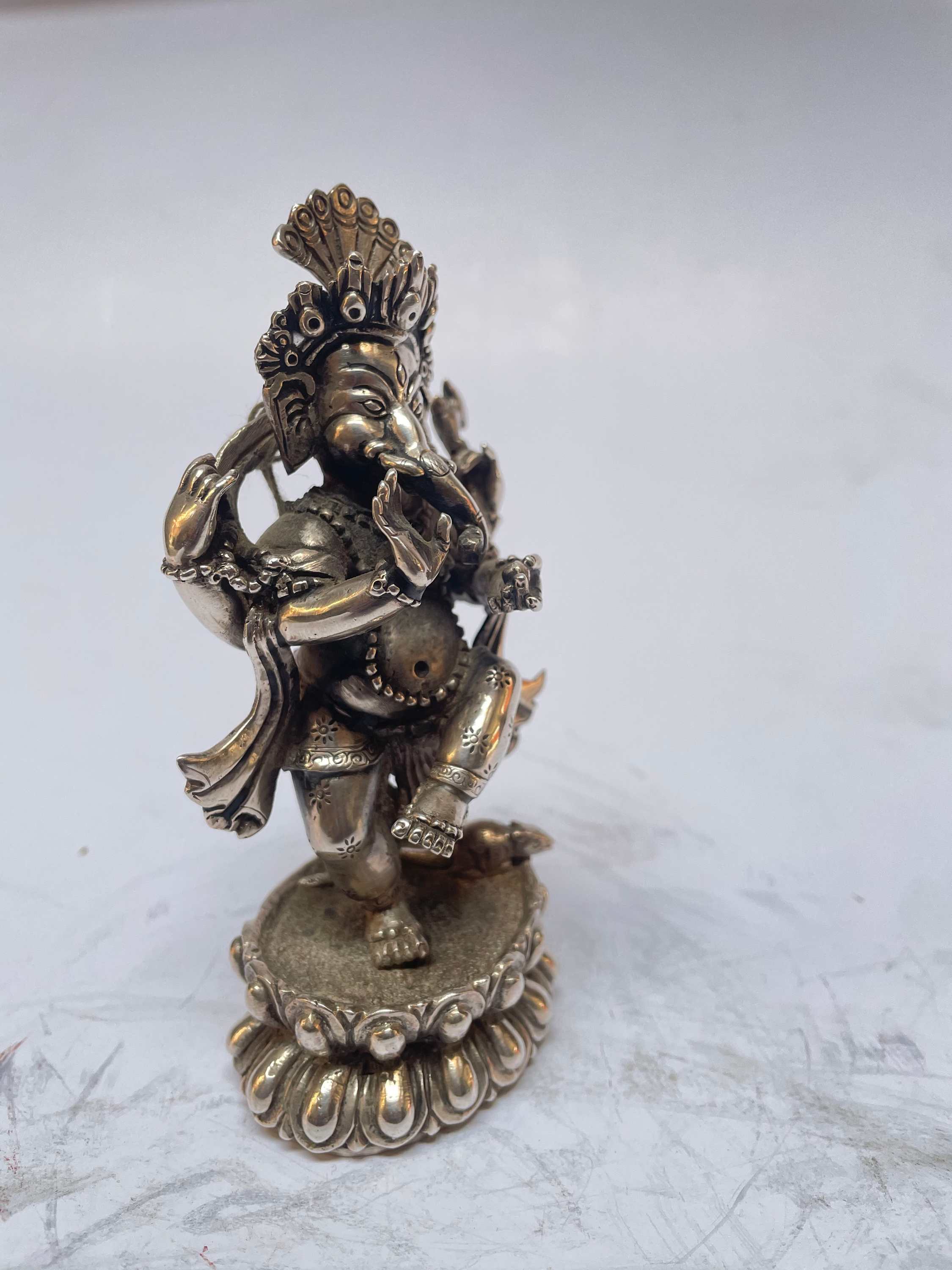 master Quality, Sterling Silver, 355 Gram Statue Of Ganesh, old Stock