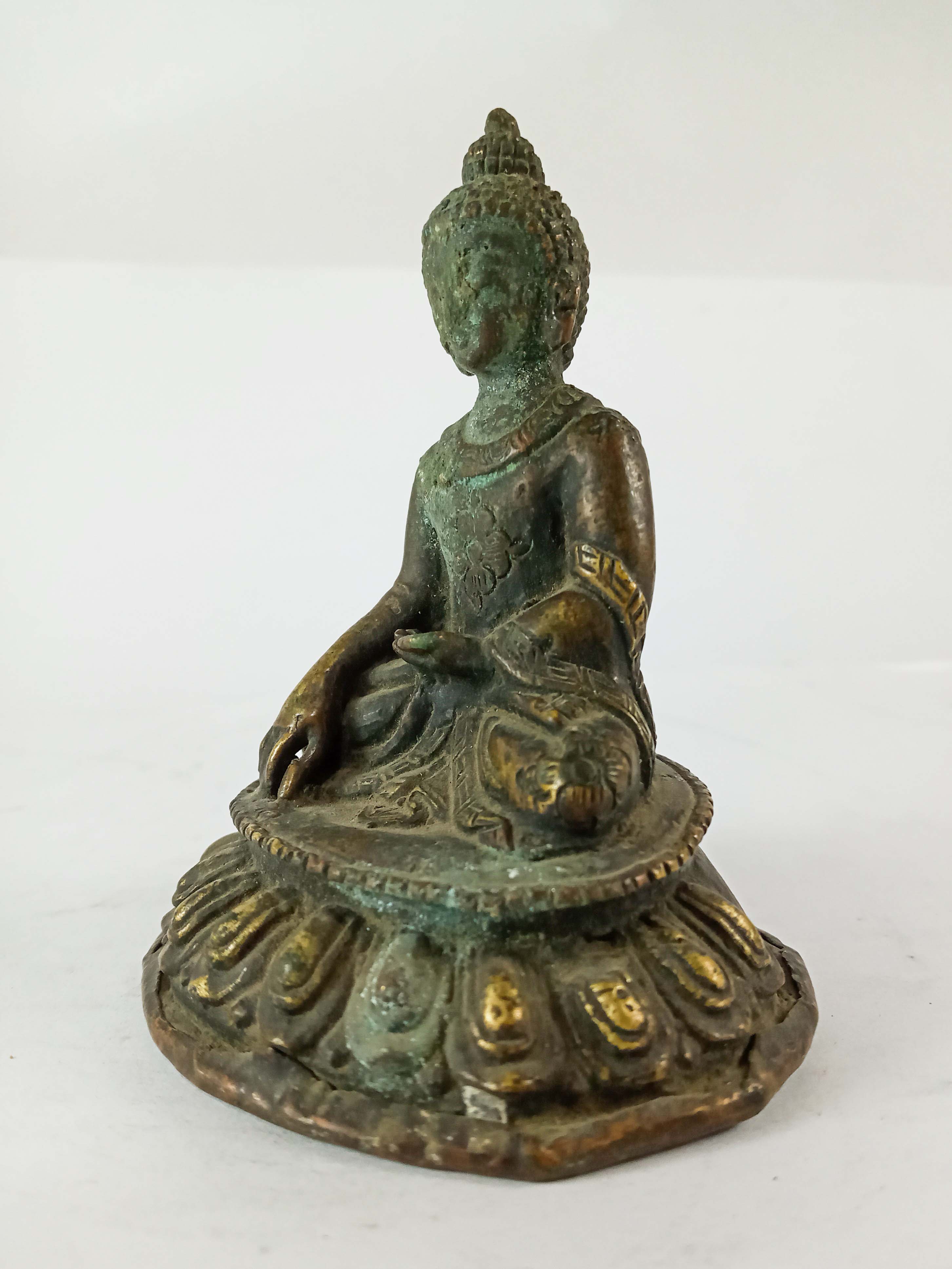 Buddhist Statue <span Style=