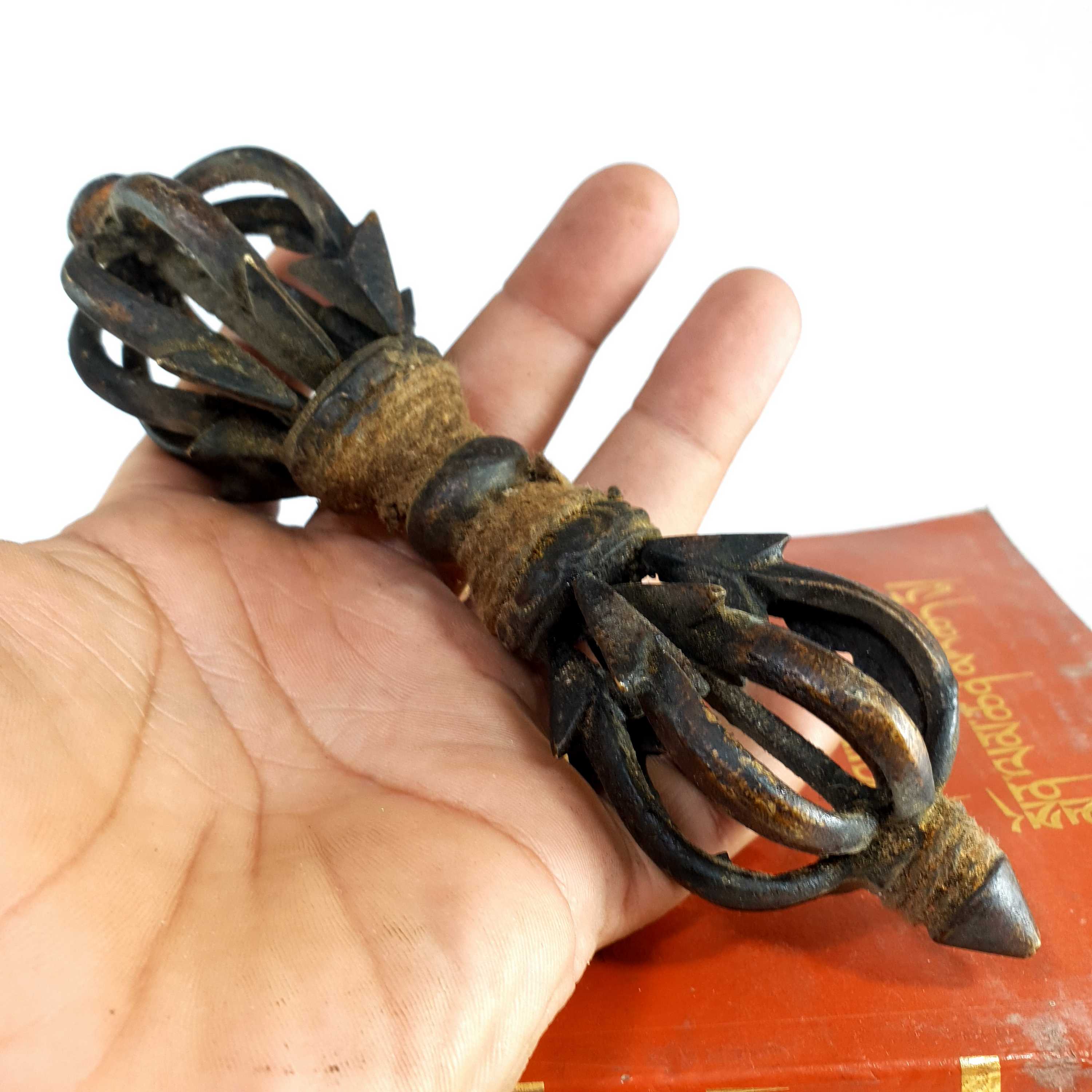 Nine Point Dorje Vajra Antique Finishing