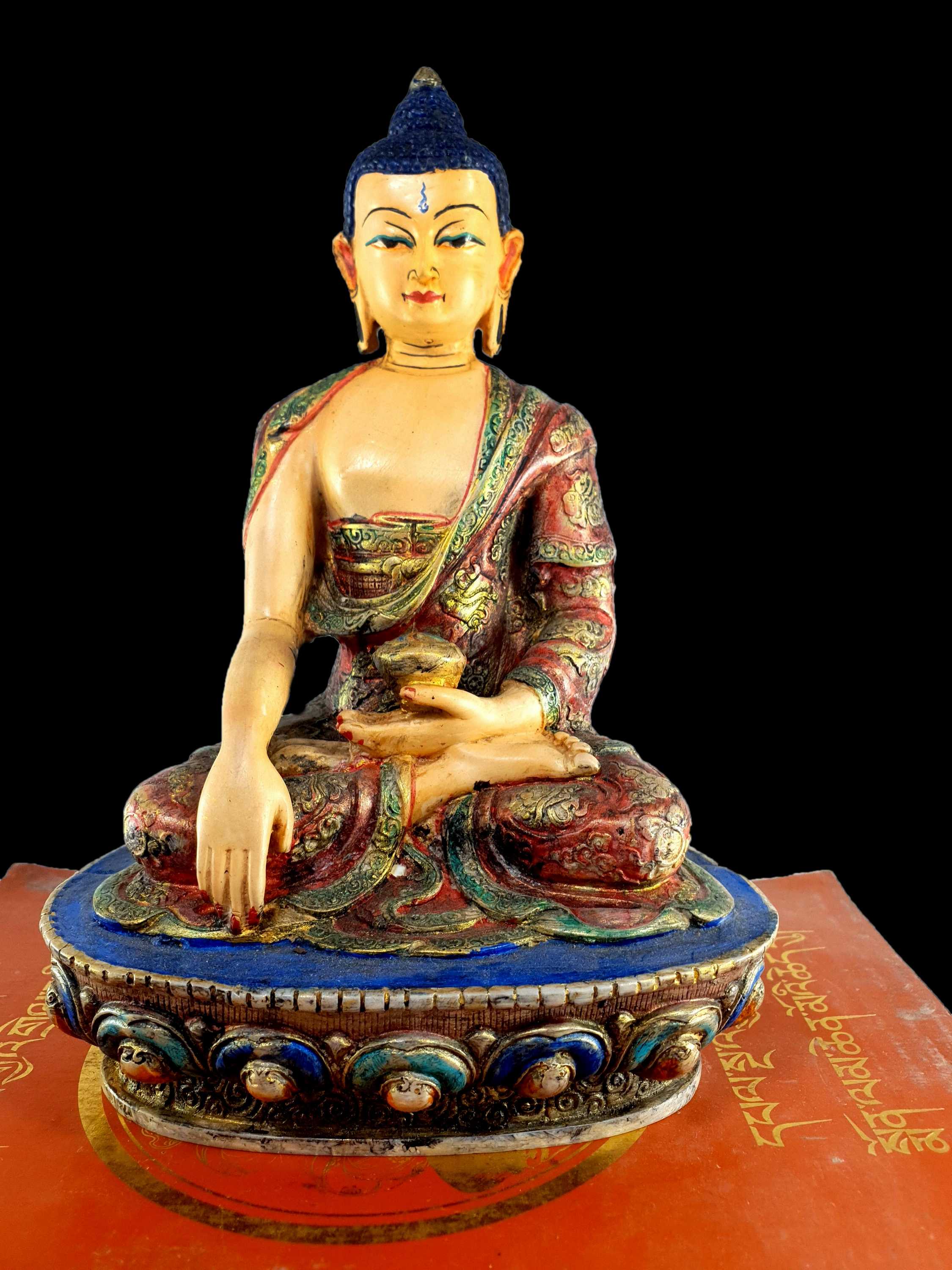 Resin Statue Of Shakyamuni Buddha traditional Color Painted, white And Blue