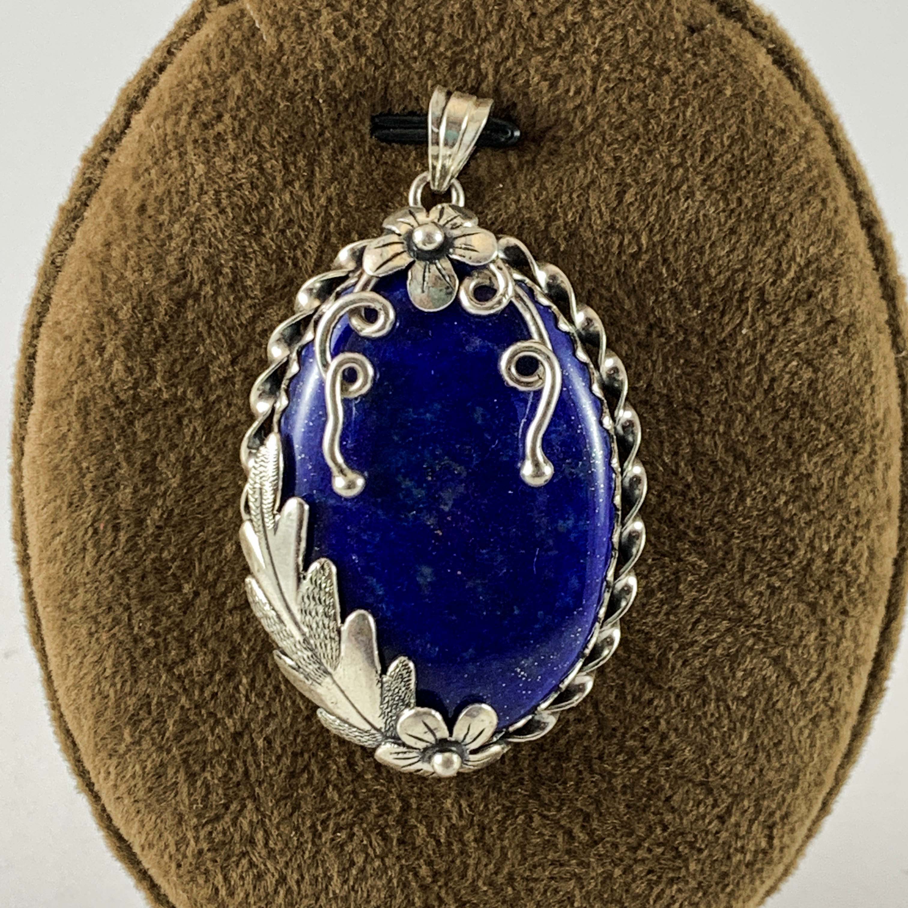 Designer Silver Lapis Lazuli Flower <span Style=