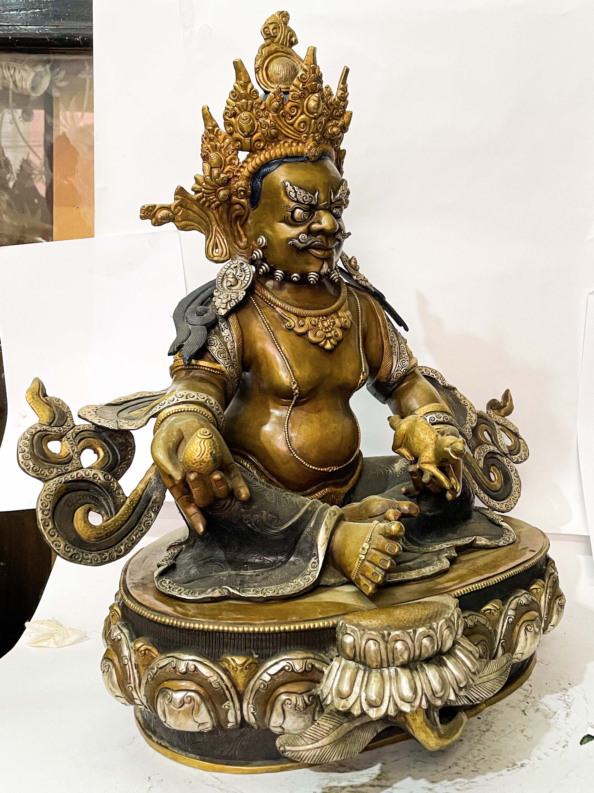 master Quality, Buddhist Statue Of Yellow Jambhala, partly Gold Plated With Silver, rare Find