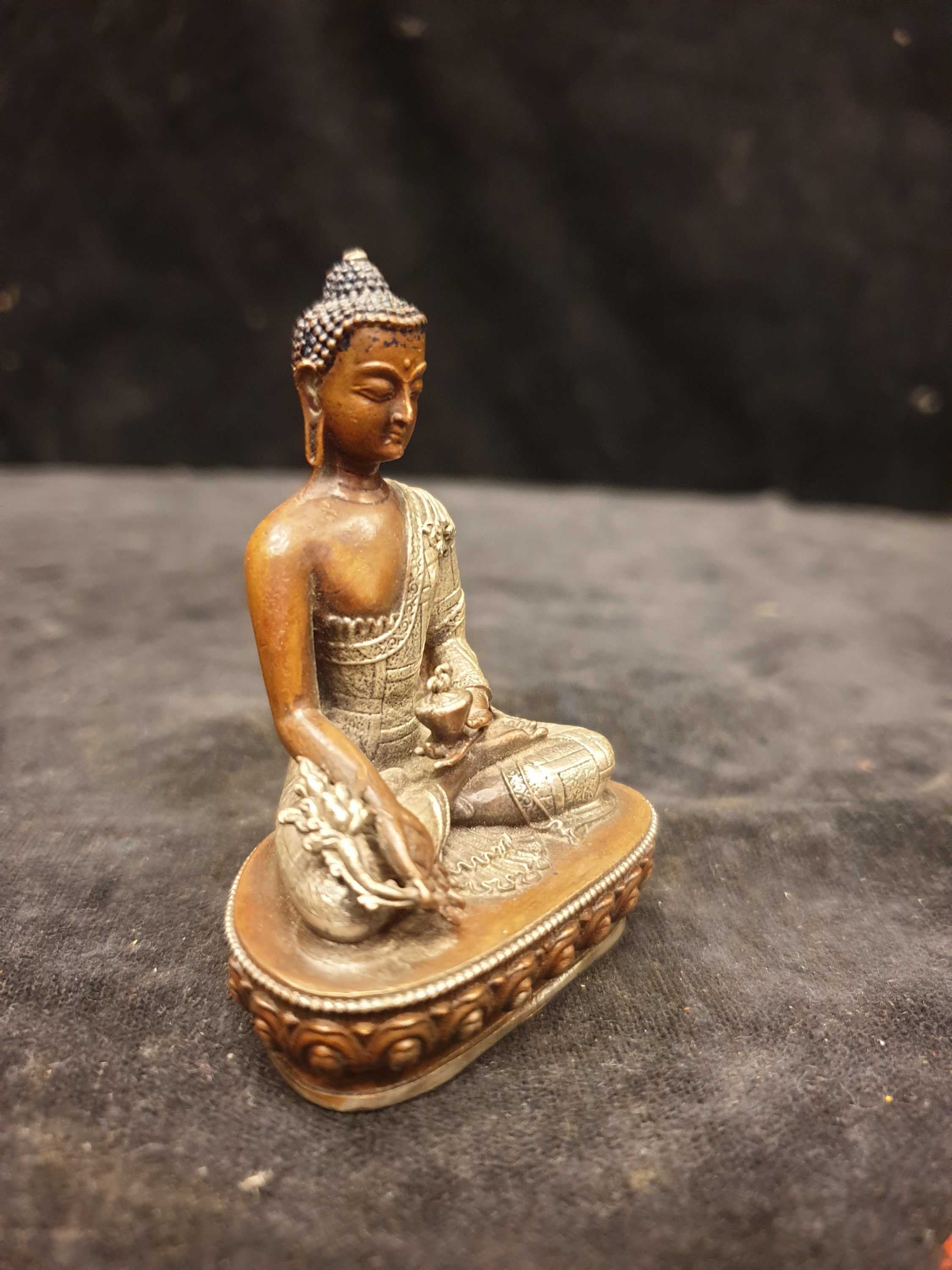 Buddhist Miniature Statue <span Style=