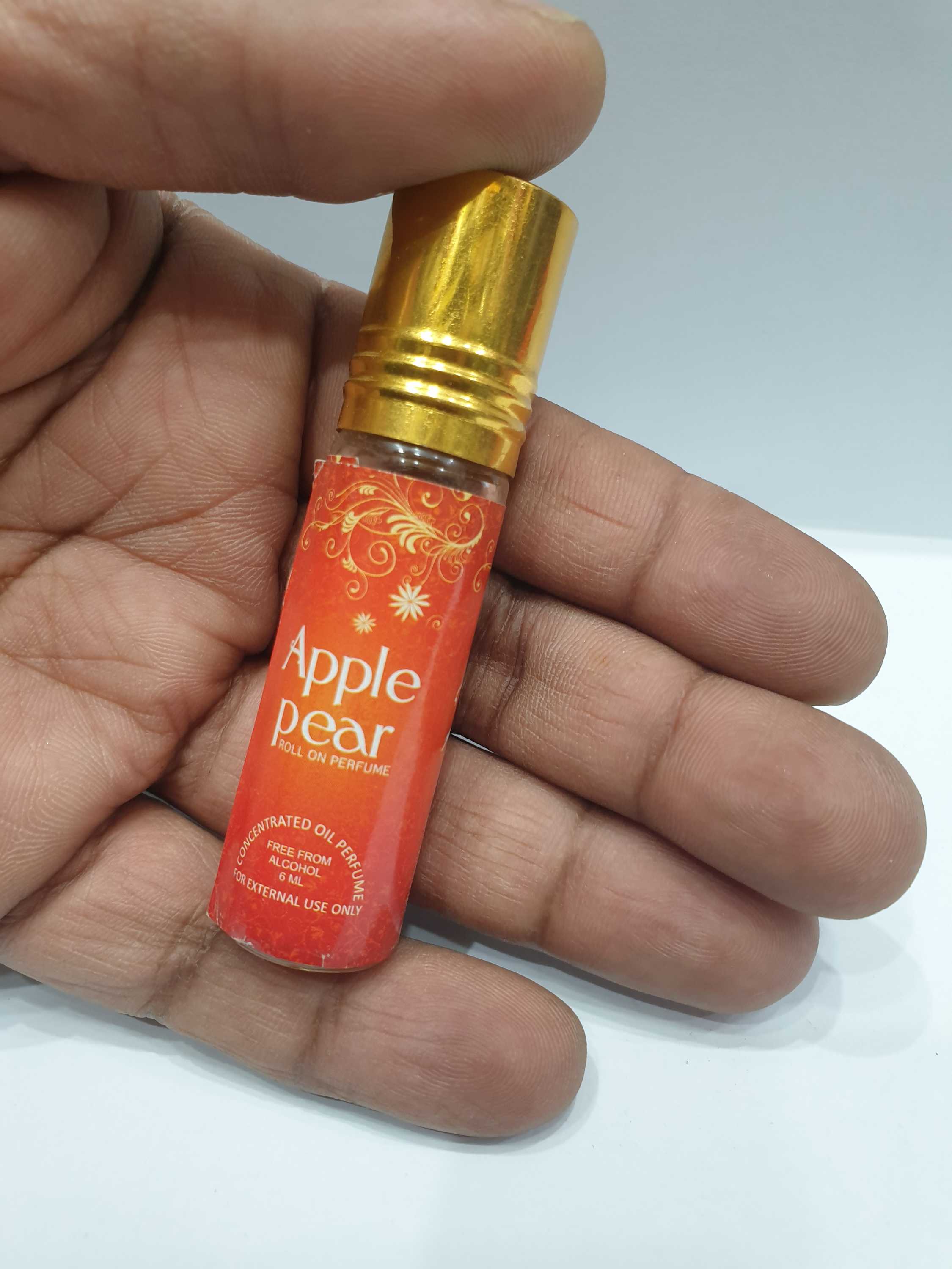 Attar - Handmade Natural Perfume Form Herbal Extract, apple Pear, 6ml, roll On