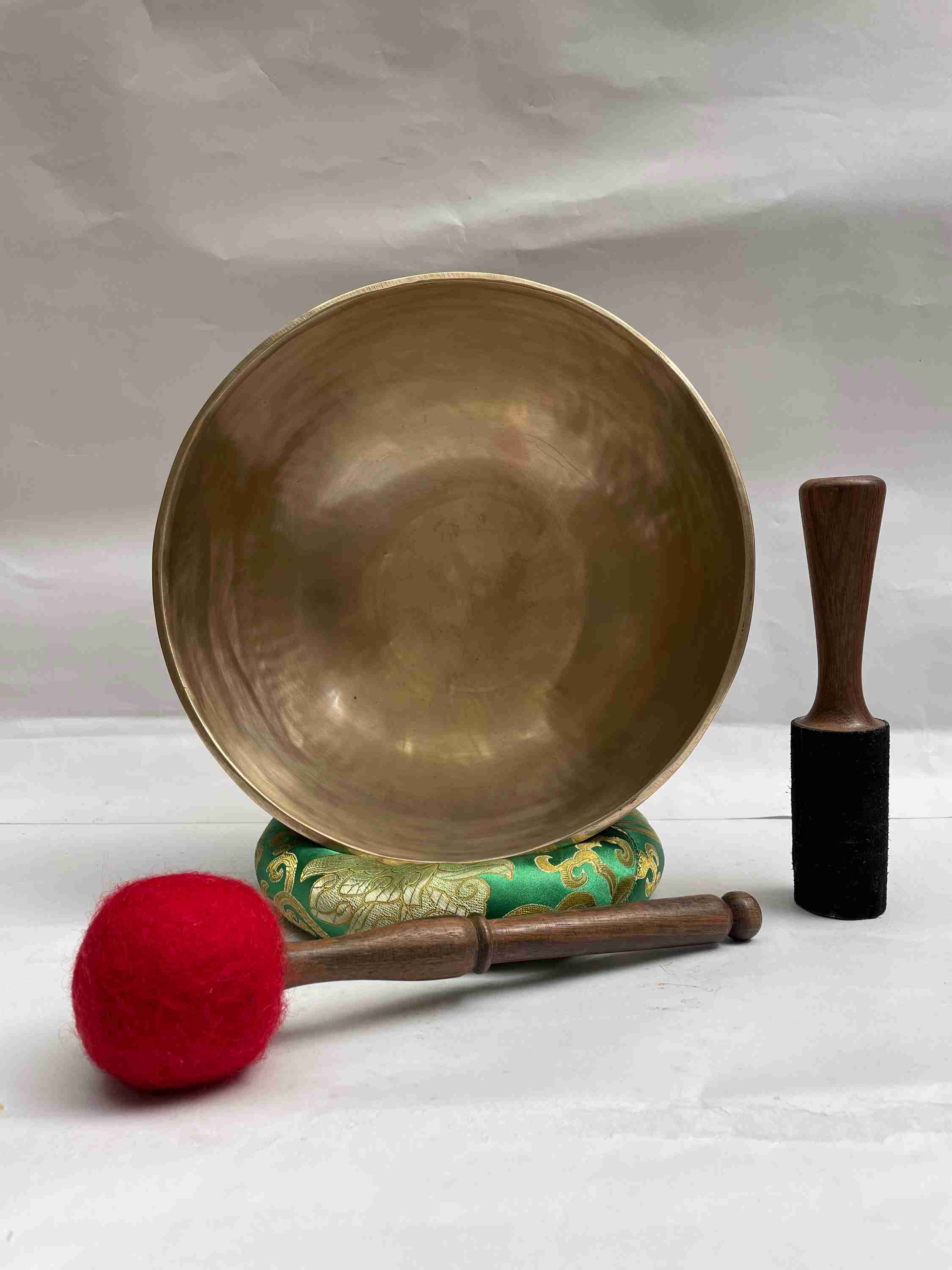 Buddhist Hand Beaten Singing Bowl, <span Style=