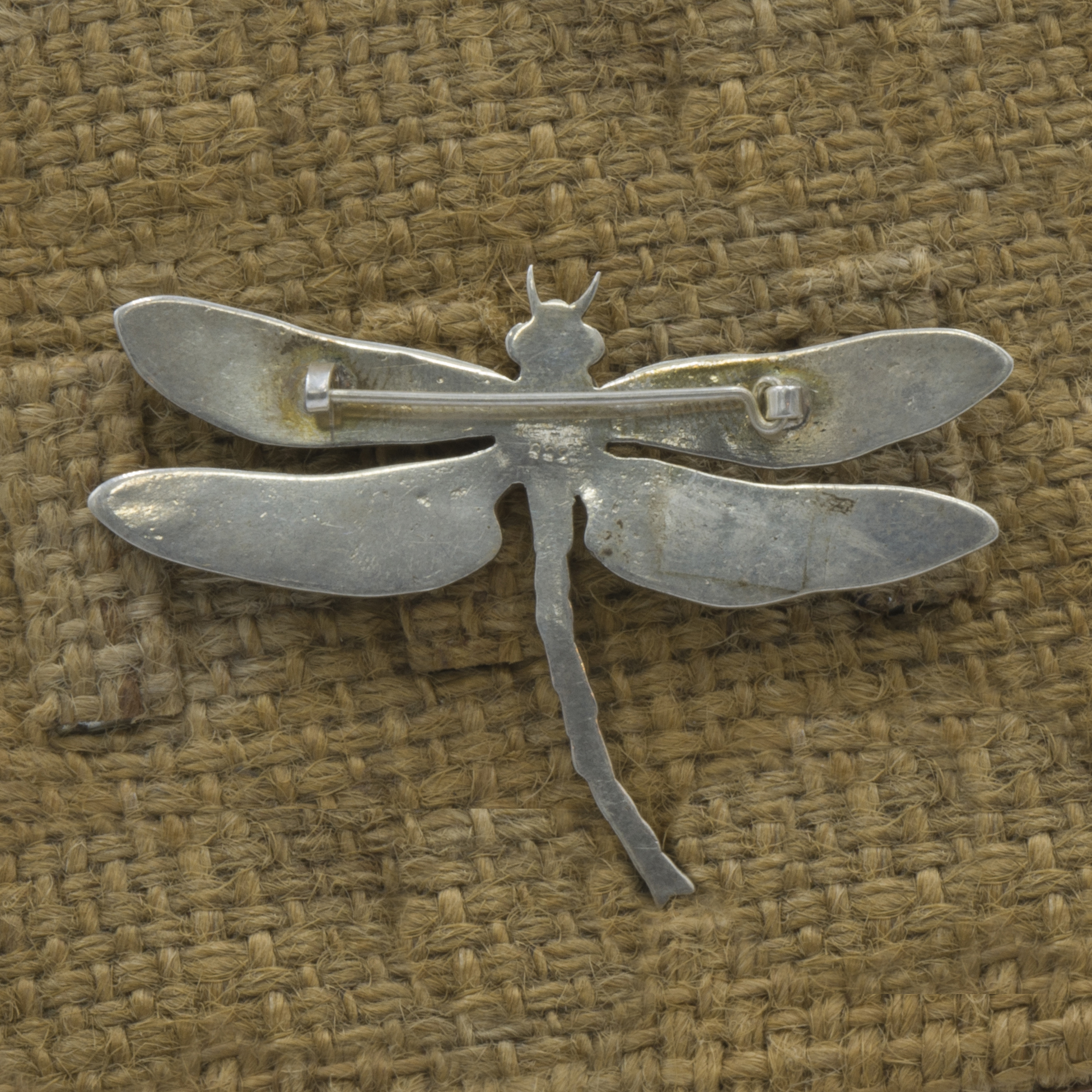 Classic Sterling Silver Dragonfly Design Etched Brooch, stone Setting