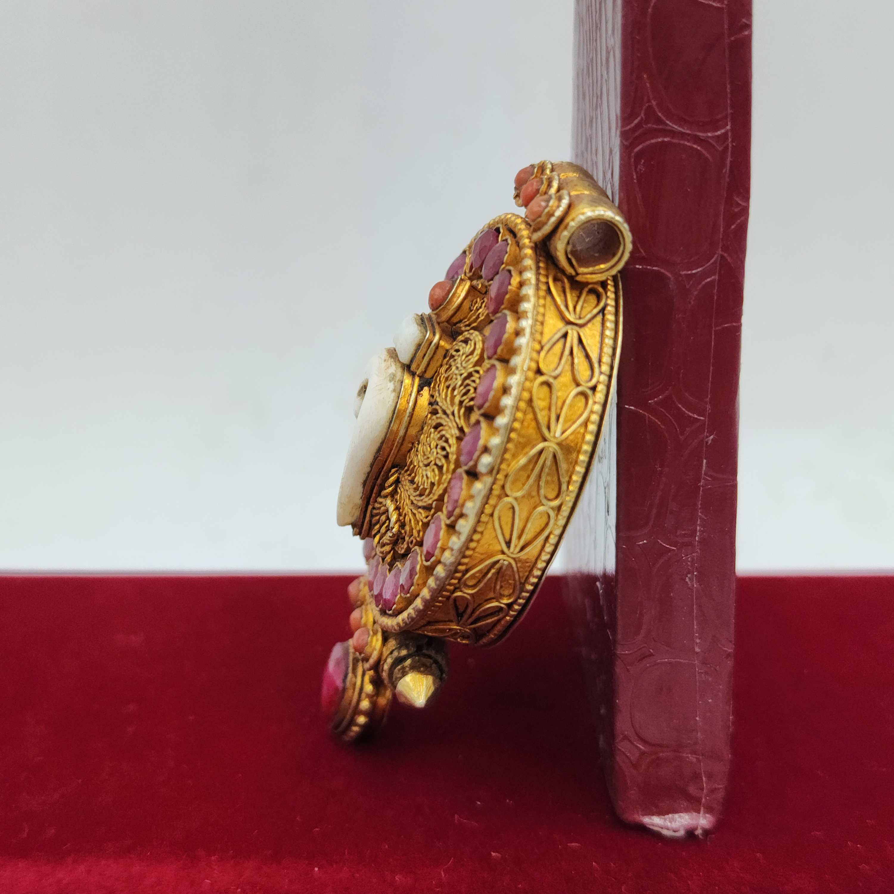 sterlin Silver Tibetan Ghau Box With Sankha Design, gold Plated, stone Setting